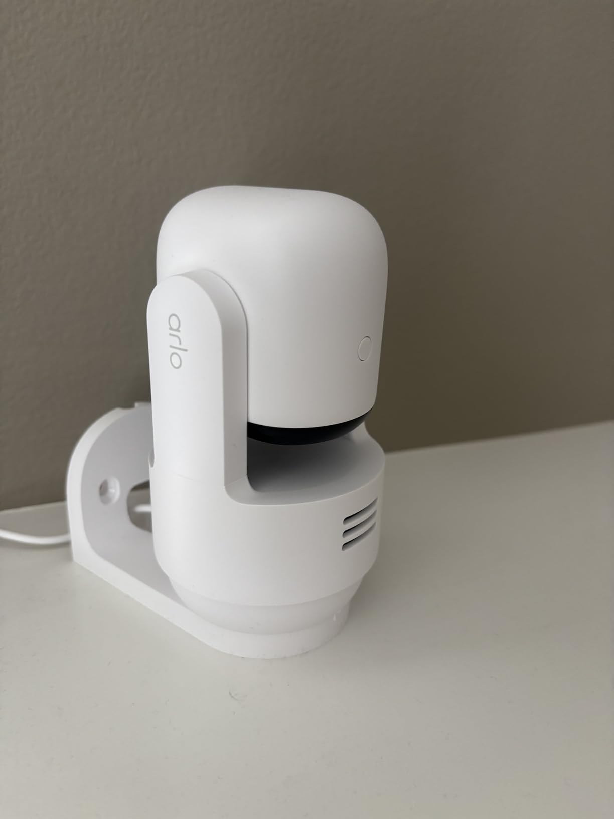 Arlo Essential Indoor Pan Tilt Zoom Security Camera 2K Wired - 2-Cam | 360 degree pan & 180 degree tilt; 2K pet camera; Auto motion tracking; Animal & sound detection; Animated preview; 1-mo Secure plan incl customer photo 1