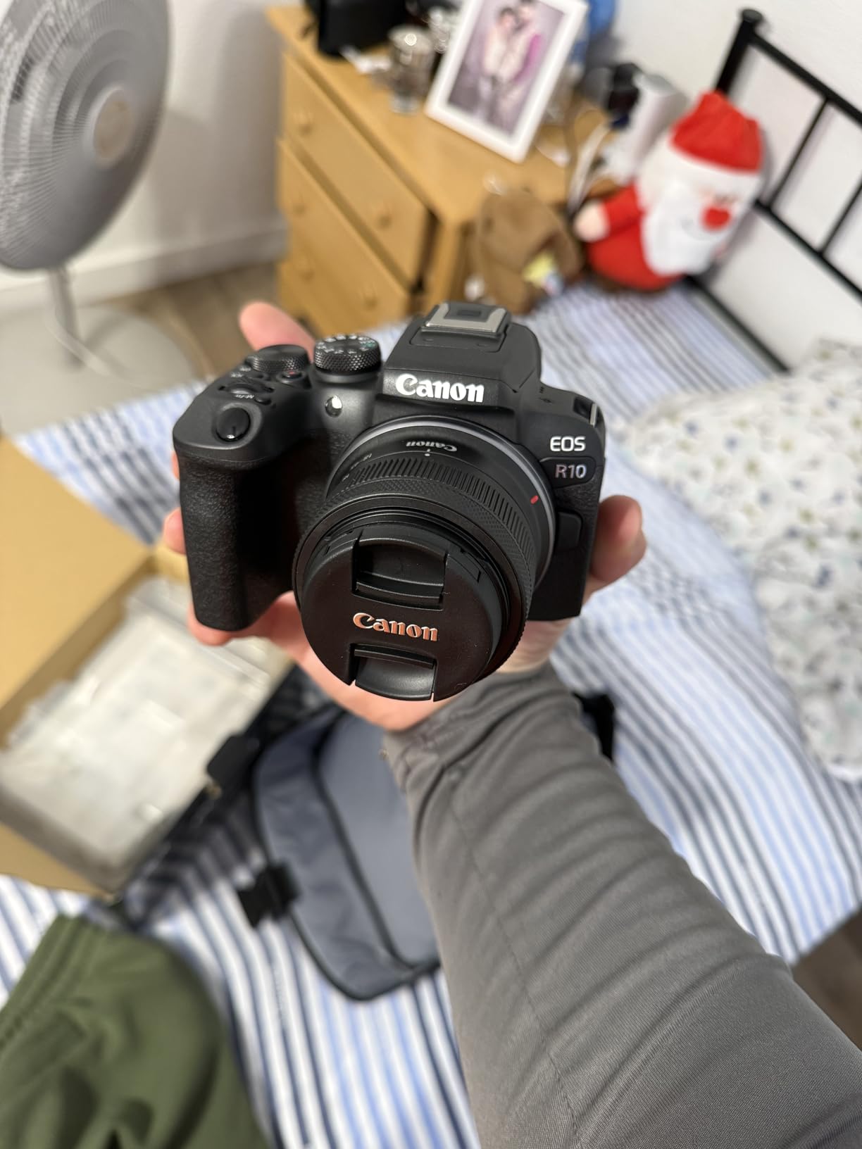 Canon EOS R10 Mirrorless Camera Kit with RF-S 18-150mm Lens + RF 35mm Lens customer photo 1