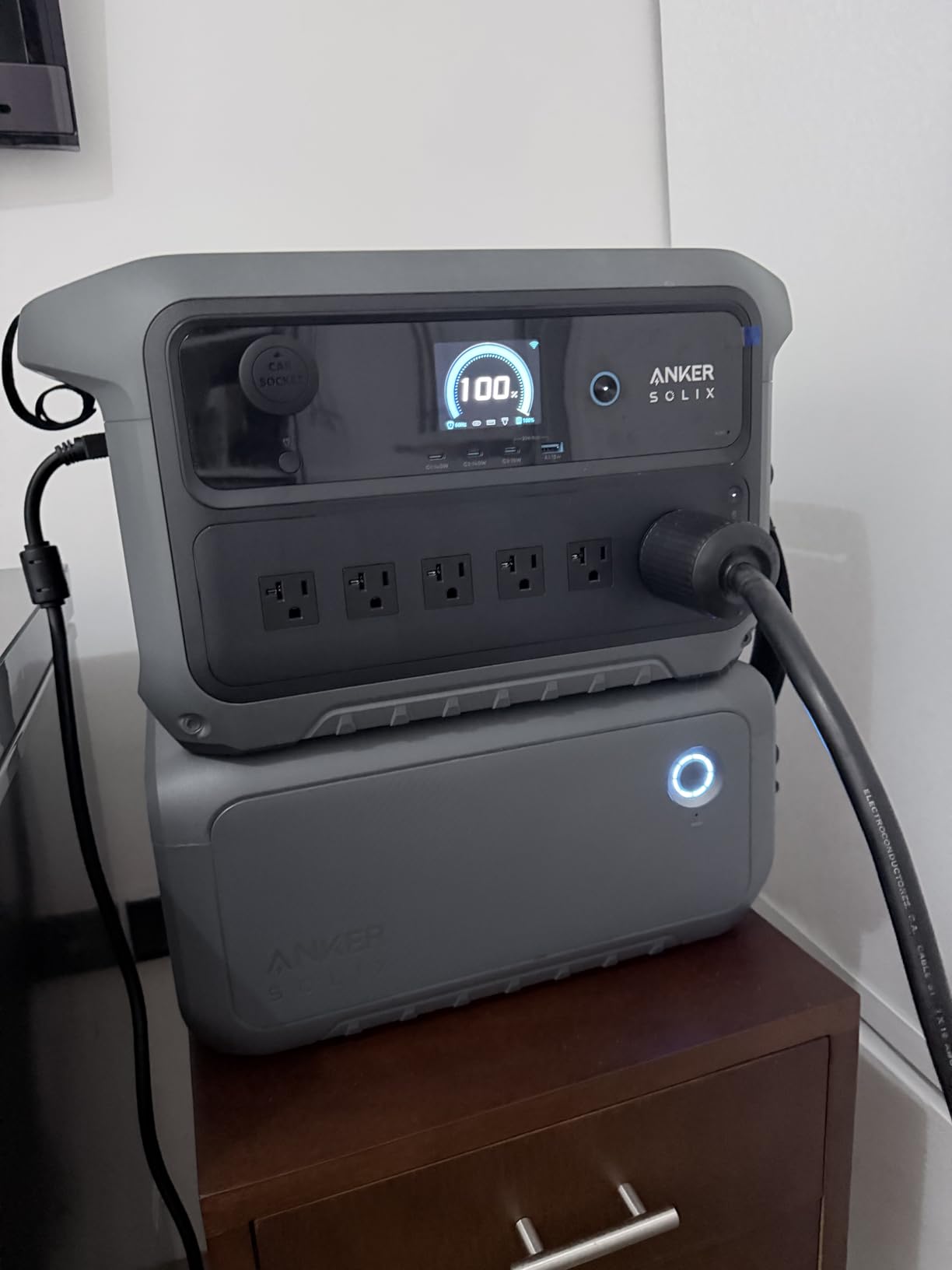 Anker SOLIX C2000 Gen 2 Portable Power Station, 2,048Wh, 2,400W, Camping customer photo 1