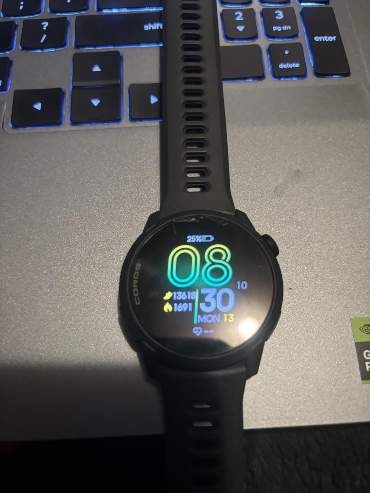 COROS PACE 4 Ultralight Sport GPS Watch (Black Silicone, Standard) customer photo 1