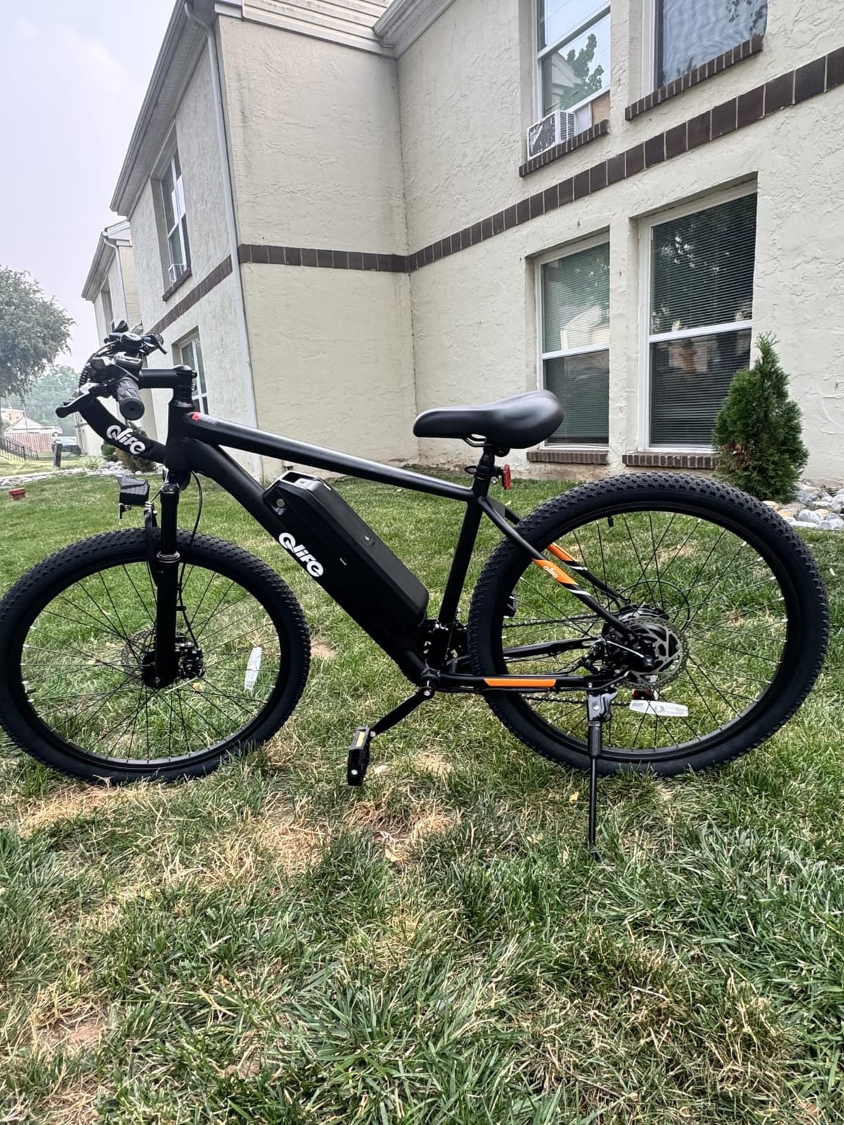 Qlife Racer Electric Bike for Adults - 21-Speed Mountain Lightweight Ebike with Peak 1000W Brushless Motor,48V 375Wh Removable Battery,26X2.1 Tire Step Over E-MTB,Up to 40 Miles Range customer photo 1