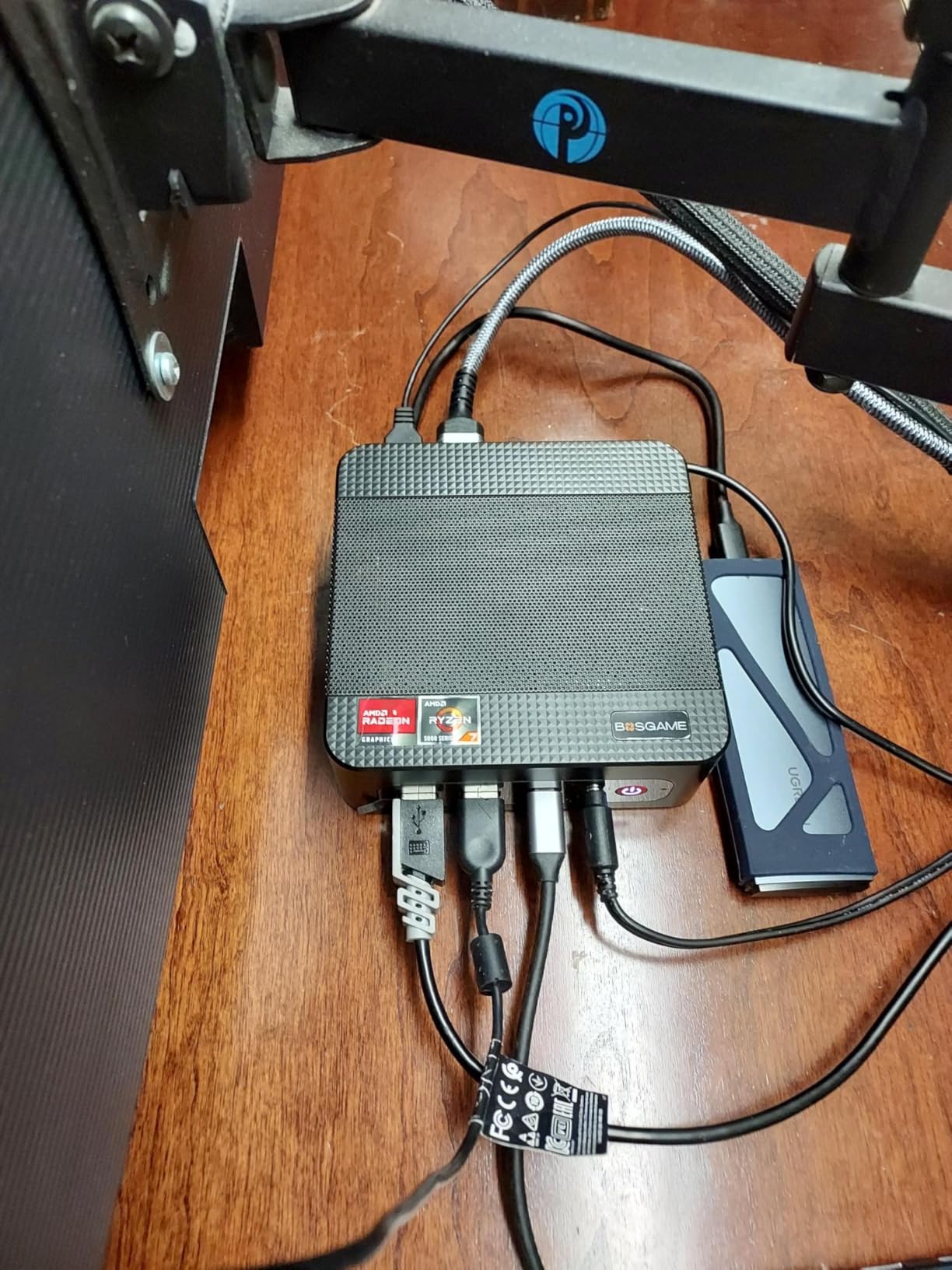 BOSGAME E5 11 Pro Mini PC, AMD Ryzen 5300U 4C/8T, 8GB DDR4 256GB M.2 SSD, 2.5GbE Dual LAN, Triple Displays 4K 60Hz, Wi-Fi 5, BT 5.0 customer photo 1