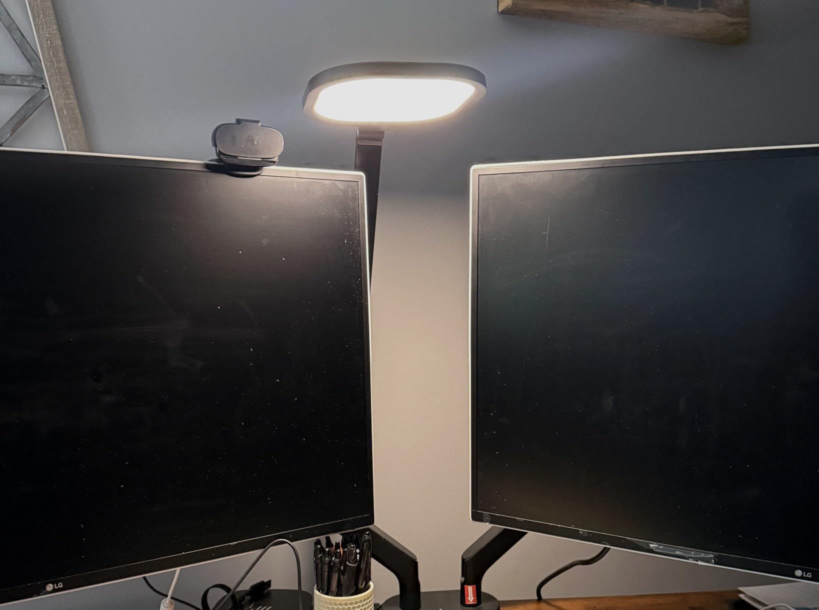 LitONES Remote LED Desk Lamp with Clamp - Professional Home Office Lighting for Zoom Meeting/Video Call/Reading, 2000LM Eye-Caring Dimmable Light with 30 Light Modes, Memory, Timer, CRI 97.8 customer photo 1