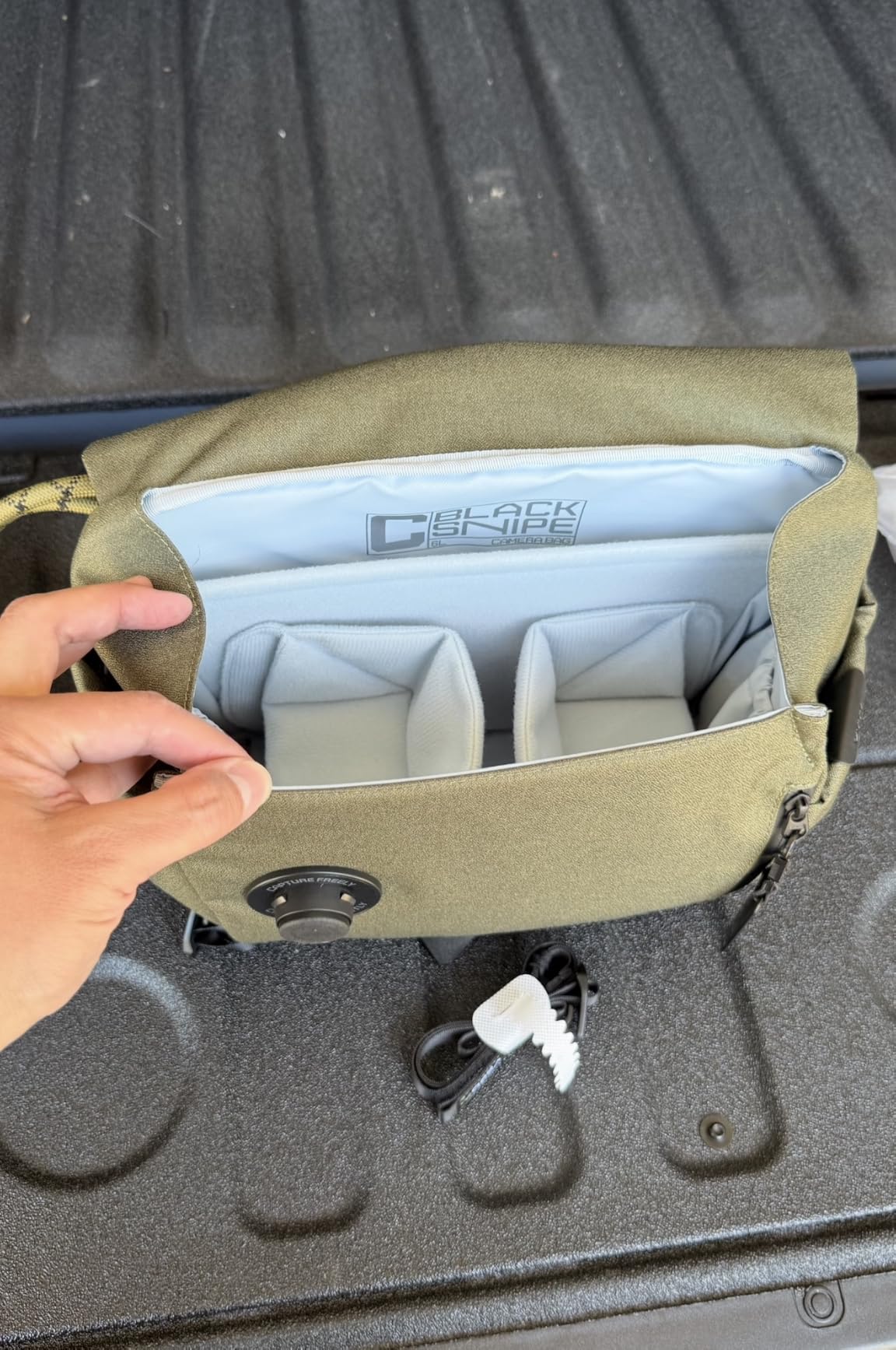 VSGO 6L Quick-Access Casual Crossbody Camera Bag with Padded Divider | for Compact/M43/APS-C Cameras and Action Cameras, Instant Magnetic-Mechanical Open & Close, Waterproof, Customizable Dividers customer photo 2
