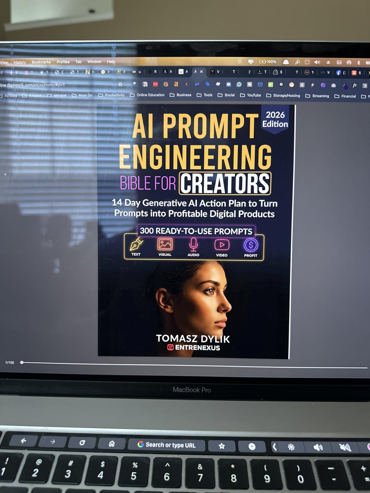 AI Prompt Engineering Bible for Creators: 14 Day Generative AI Action Plan to Turn Prompts into Profitable Digital Products (The Generative AI Creator Series Book 5) customer photo 1