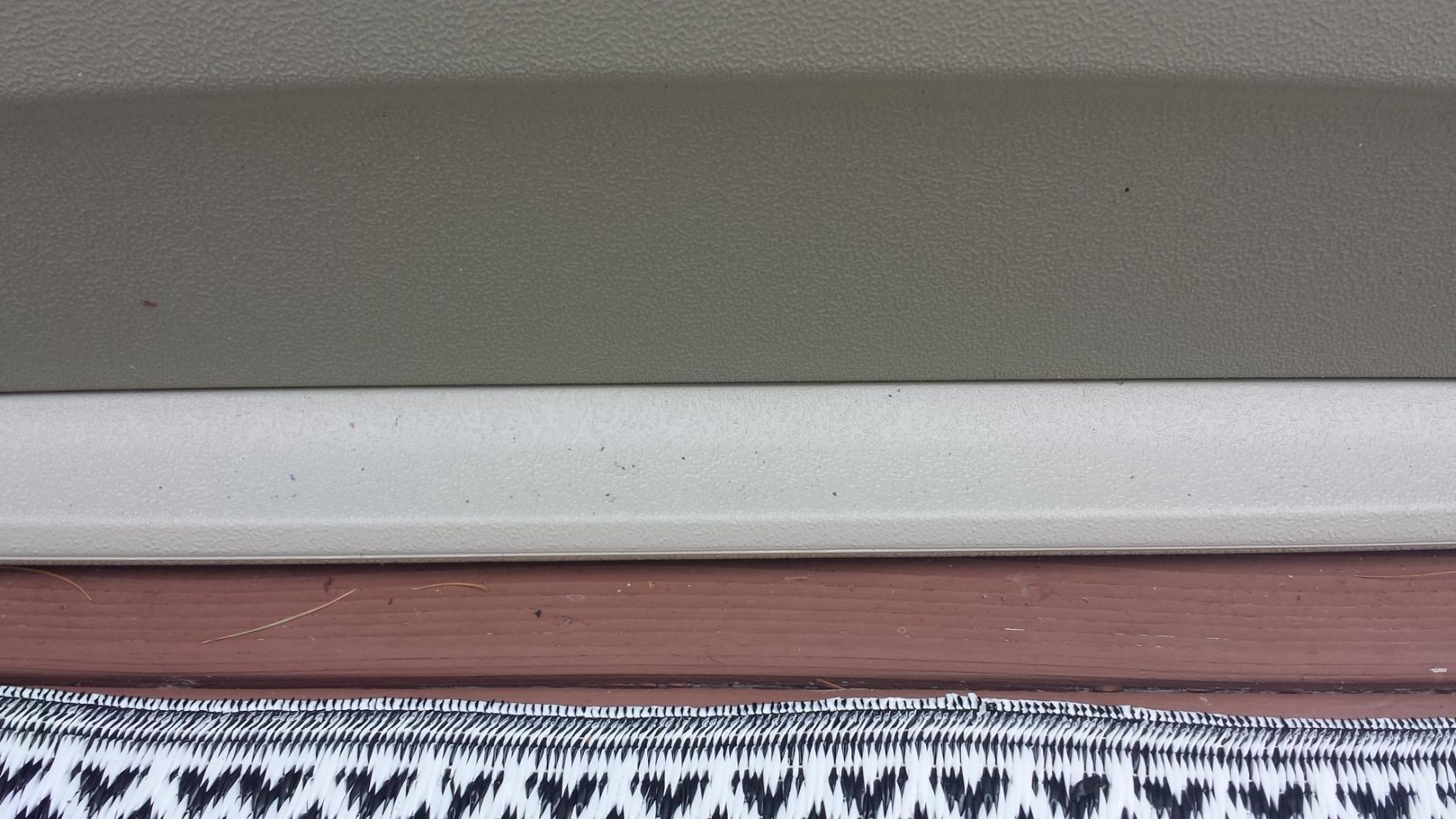 Rubbermaid Extra Large Resin Weather Resistant Outdoor Garden Storage Deck Box, Sandstone customer photo 2