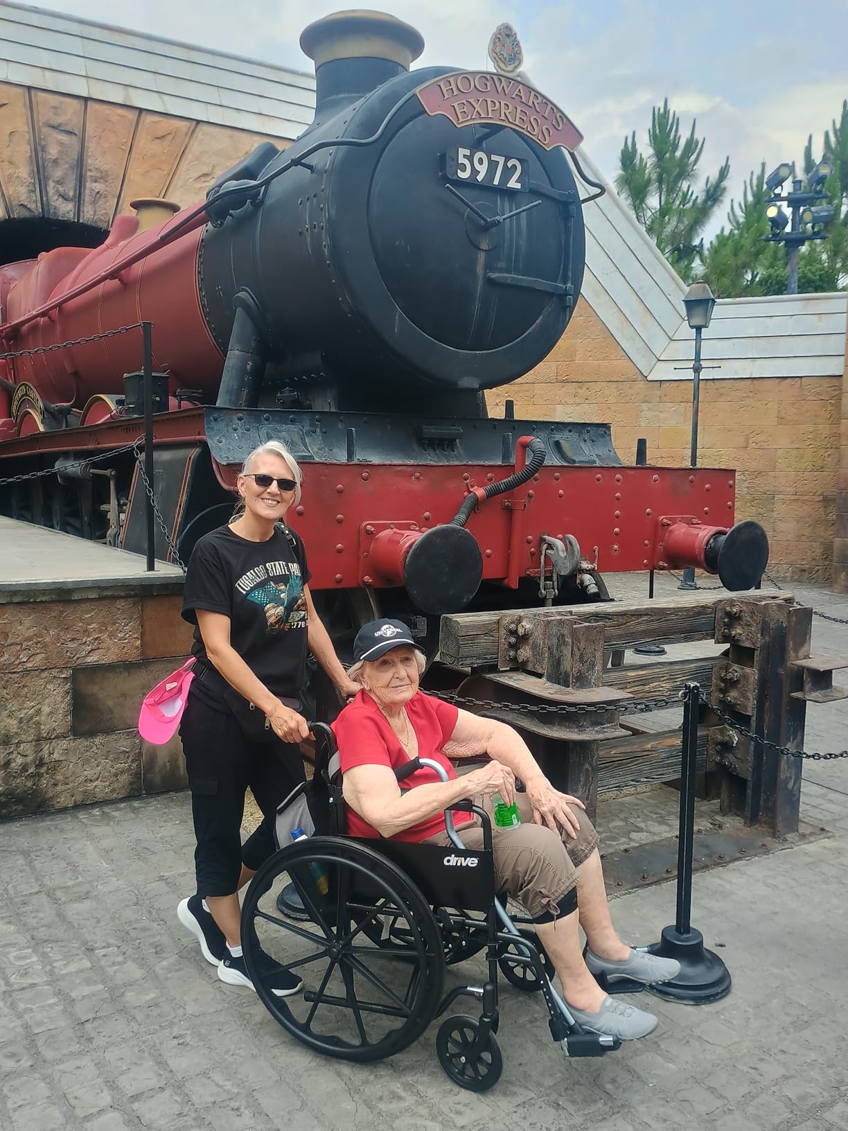 Drive Medical Silver Sport 1 Folding Transport Wheelchair, Black customer photo 2
