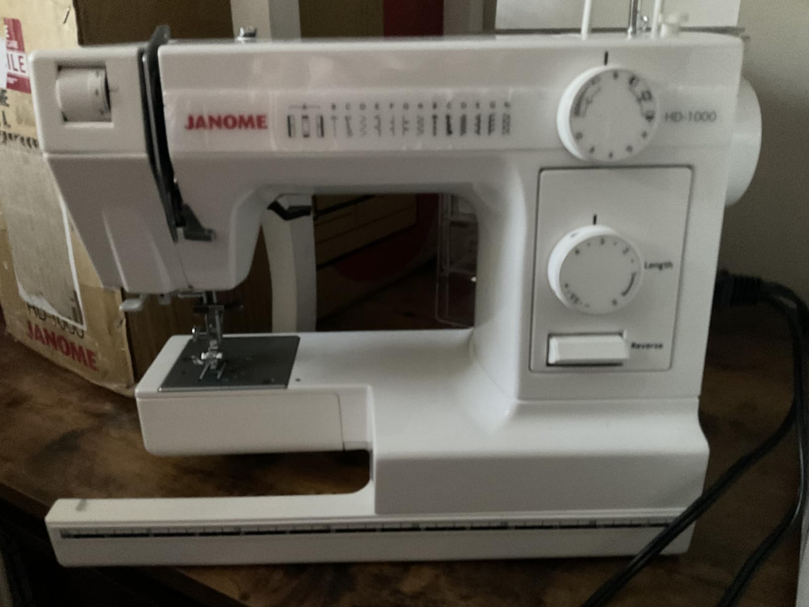 Janome HD1000 Heavy-Duty Sewing Machine with 14 Built-In Stitches customer photo 1