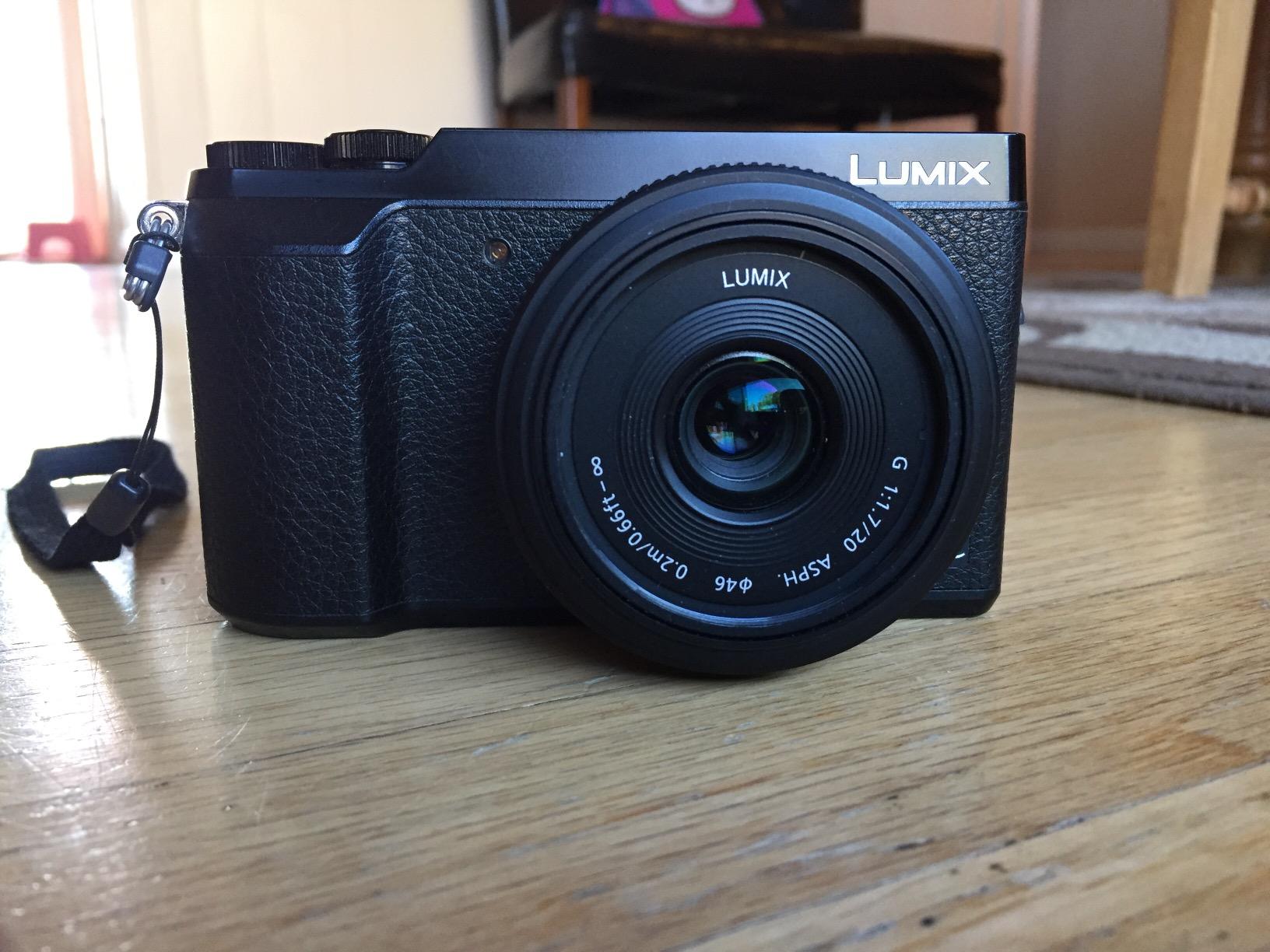 Panasonic Lumix G H-H020 20mm f/1.7 Aspherical Pancake Lens for Micro Four Thirds Interchangeable Digital SLR Cameras customer photo 2