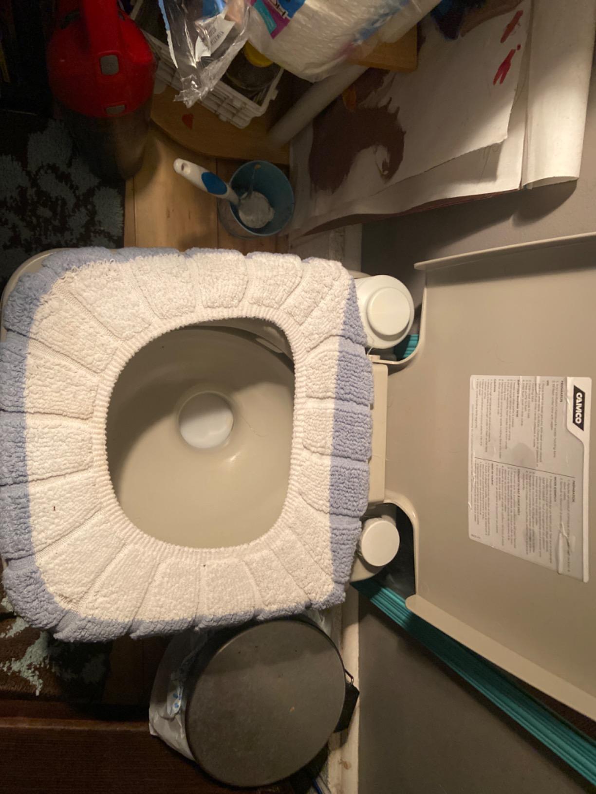 Camco Portable RV Toilet with Detachable Tank, Gray, 5.3 Gallon, 41541 customer photo 2