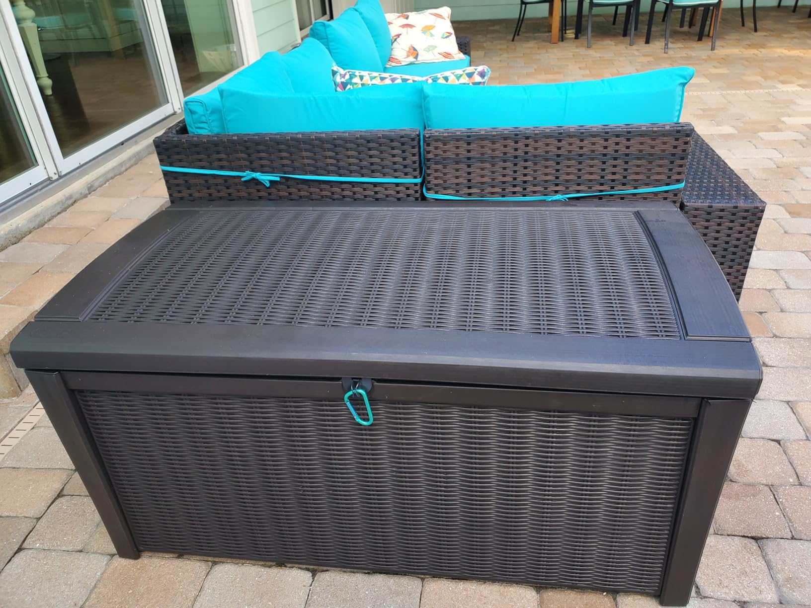 Keter Borneo Outdoor Storage Deck Box, 110 Gallon, Grey customer photo 1