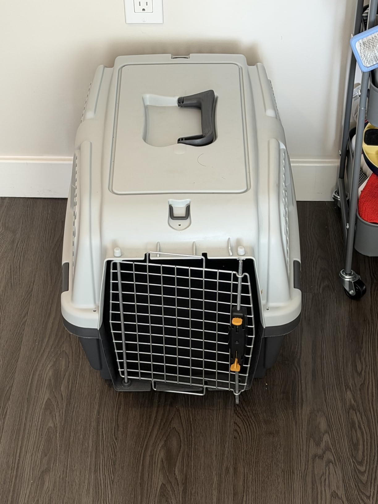 Skudo by MidWest 32-Inch Travel Carrier, Gray, Fits Pets up to 40 lbs customer photo 2