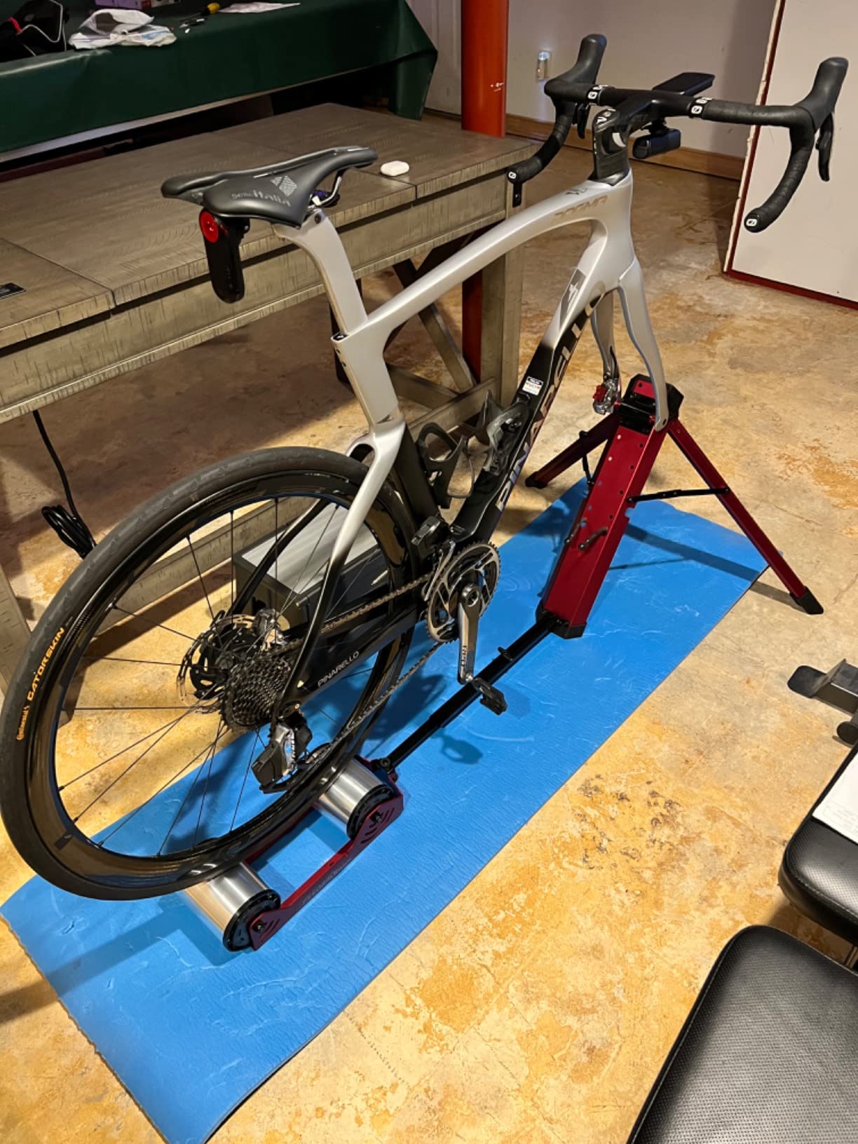 FEEDBACK SPORTS | Omnium Lightweight and Portable Bike Trainer | for 16” to 29” Wheels | Travel Bag Included customer photo 1