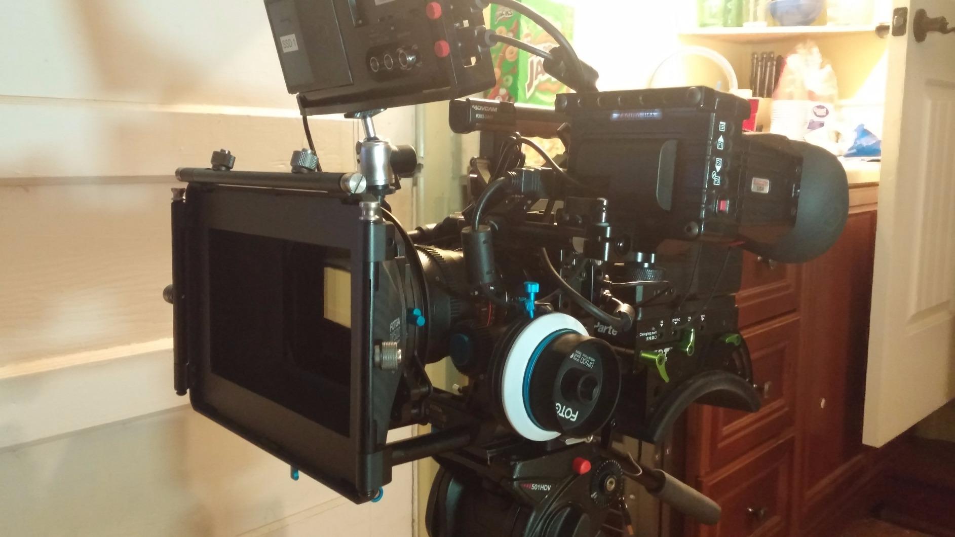 Fotga DP500III Pro 15mm Rail 4x4 DSLR Swing-Away Matte Box w/Donuts for Sony A7R A7S II III A9 GH6 S5II for Canon 5D 6D 7D R8 R10 R5C FS7 C300 C500 BMPCC 4K 6K Ursa Mini RED DSLR Video Cinema Camera customer photo 2
