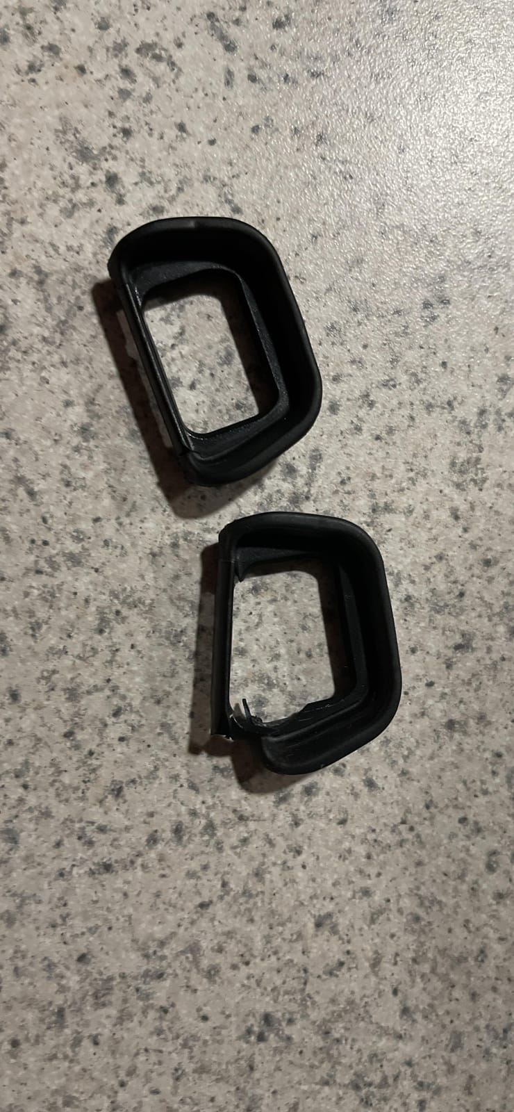 JJC 2-Pack FDA-EP10 Eyecup Eyepiece for Sony A6300 A6100 A6000 Cameras customer photo 2