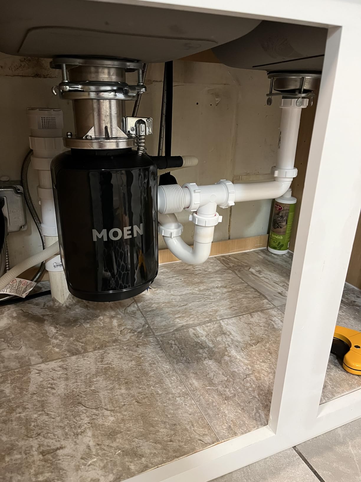 Moen GXB75C Host Series 3/4 HP Garbage Disposal with Power Cord, Batch Feed Control Activation and Sound Reduction customer photo 1