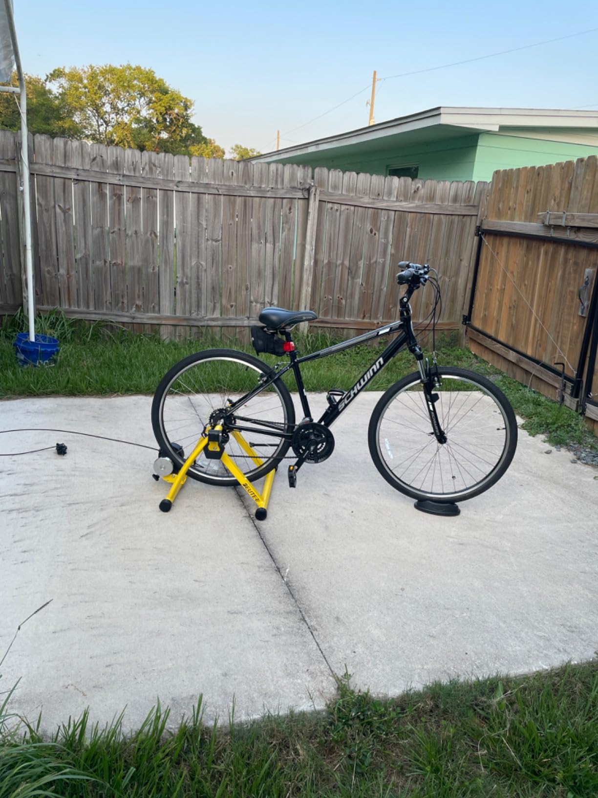 Bike Trainer, Magnetic Bicycle Stationary Stand for Indoor Exercise Riding customer photo 2