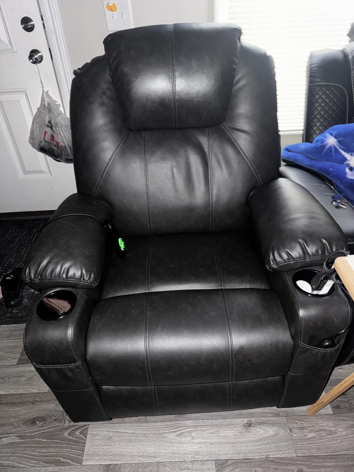MCombo Power Lift Recliner Chair for Elderly, Heat and Massage 7040(Medium) customer photo 1