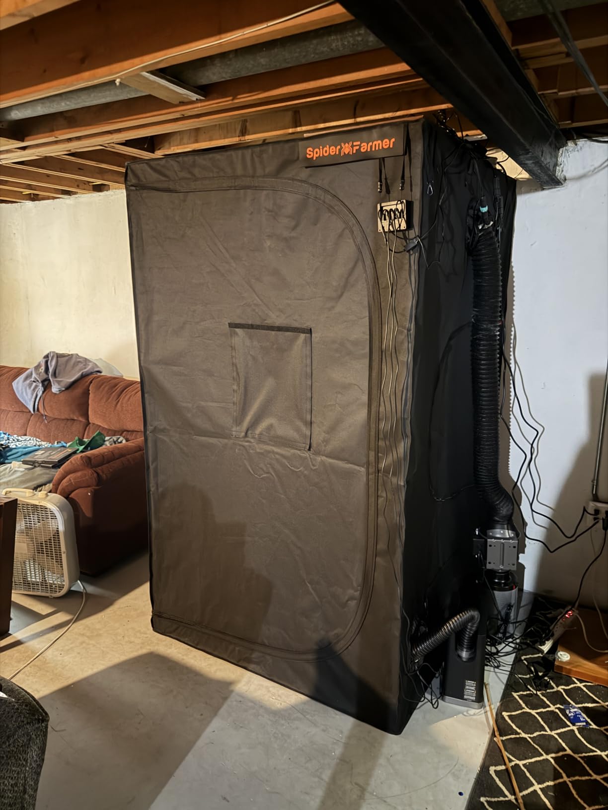 Spider Farmer 3x3 Grow Tent 36