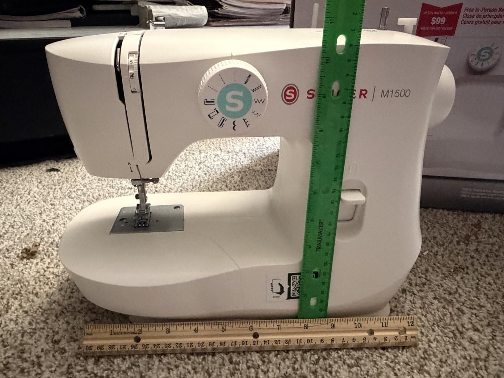 SINGER® M1500 Lightweight & Portable Sewing Machine with Accessory Kit customer photo 2