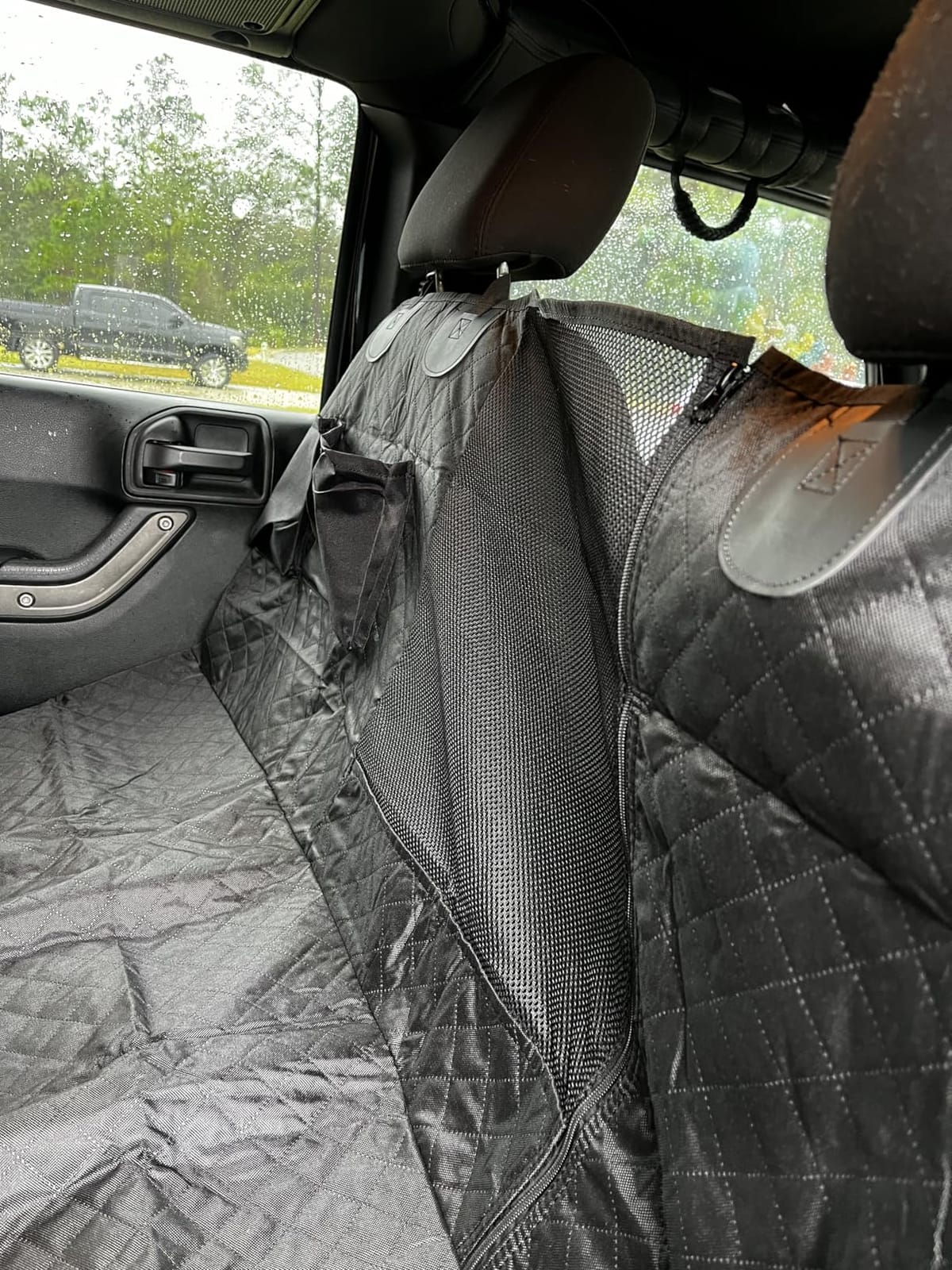 Vailge Dog Car Seat Cover for Back Seat, 100% Waterproof Back Seat Pet Cover for Dogs with Mesh Window, Scratch Prevent Antinslip Dog Hammock for Car customer photo 2