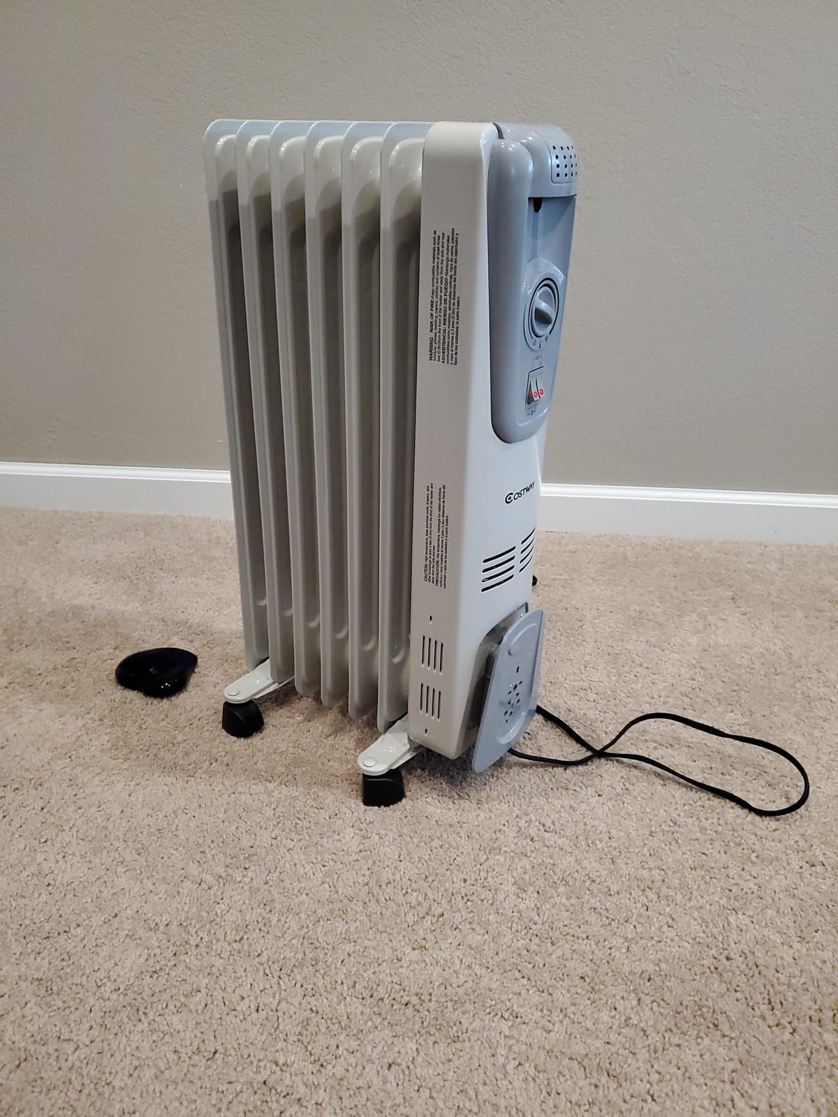 COSTWAY Oil Filled Radiator Heater, 1500W Portable Space Heater with Adjustable Thermostat, 3 Heat Settings, Overheat and Tip-Over Protection, Electric Oil Heater for Indoor Use, Bedroom, Office customer photo 1
