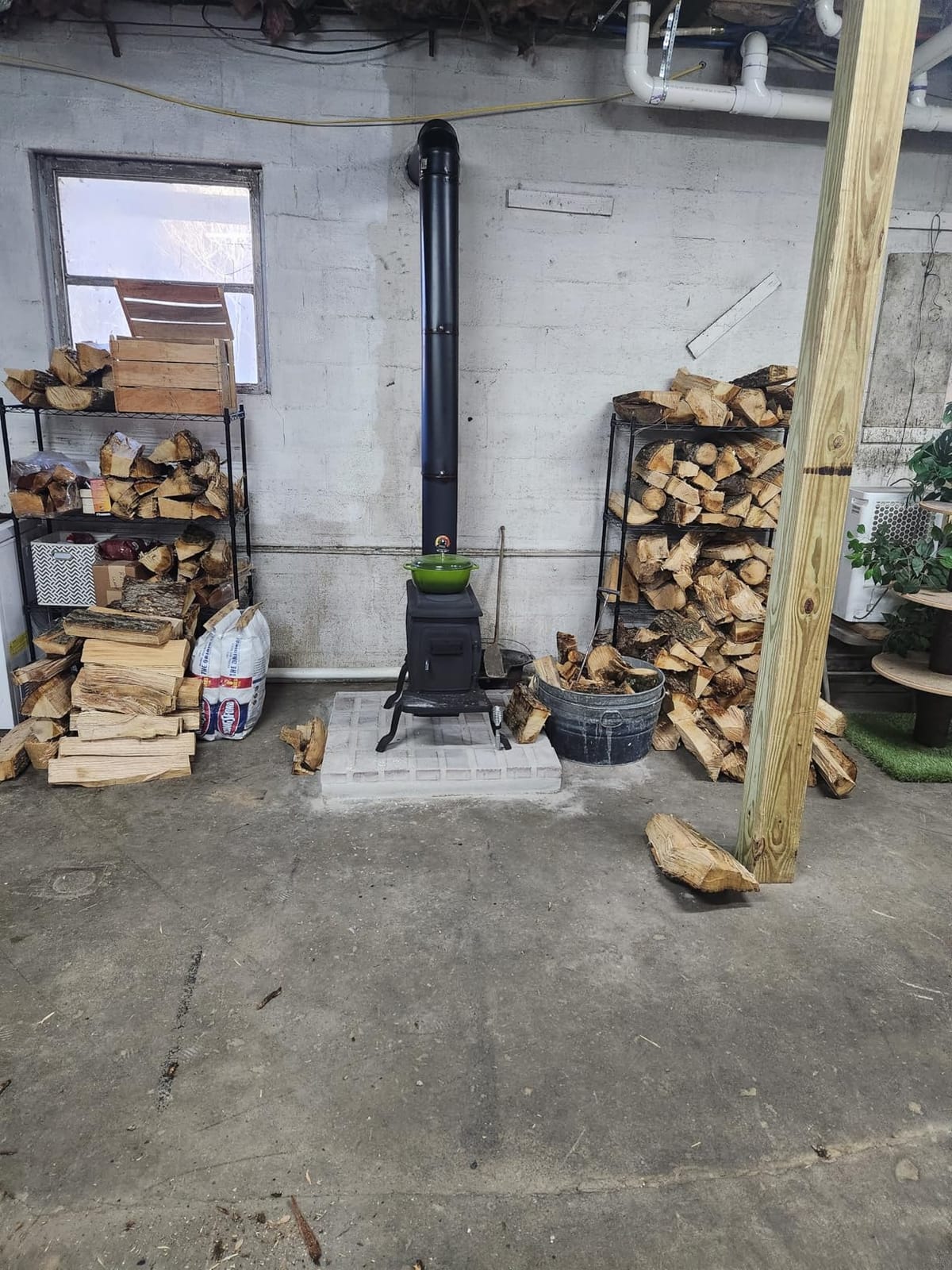 US Stove Company Cast Iron Wood Stove with Cool Touch Safety Handle, Heats up to 54,000 BTUs customer photo 2