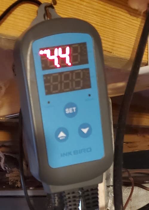 Inkbird Digital Wi-Fi Humidity Controller IHC-200 Dual Outlet Pre-Wired Humidistat for Mushroom Growing Curing Meat Reptile Greenhouse Support Humidifier Dehumidifier Fan iOS&Andriod. customer photo 1