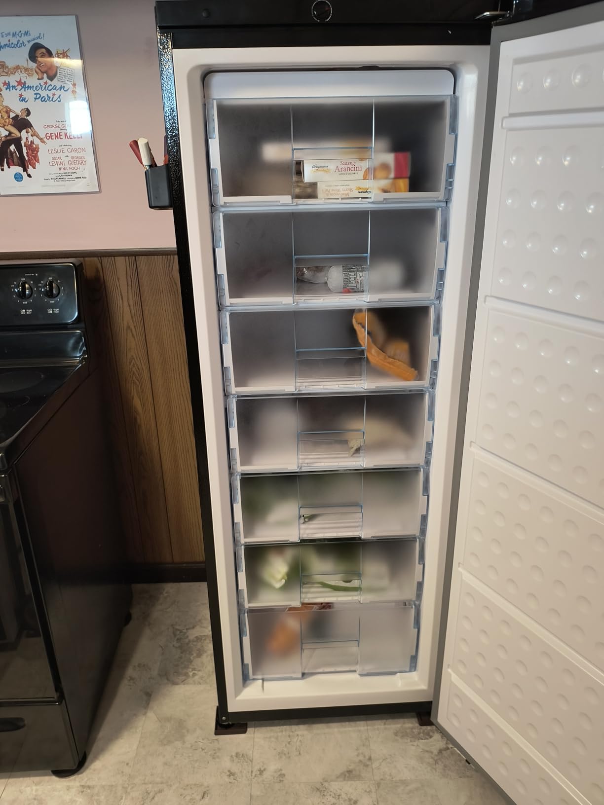 Hamilton Beach HBFRF1100, 11 cu ft, Upright Freezer, White customer photo 1