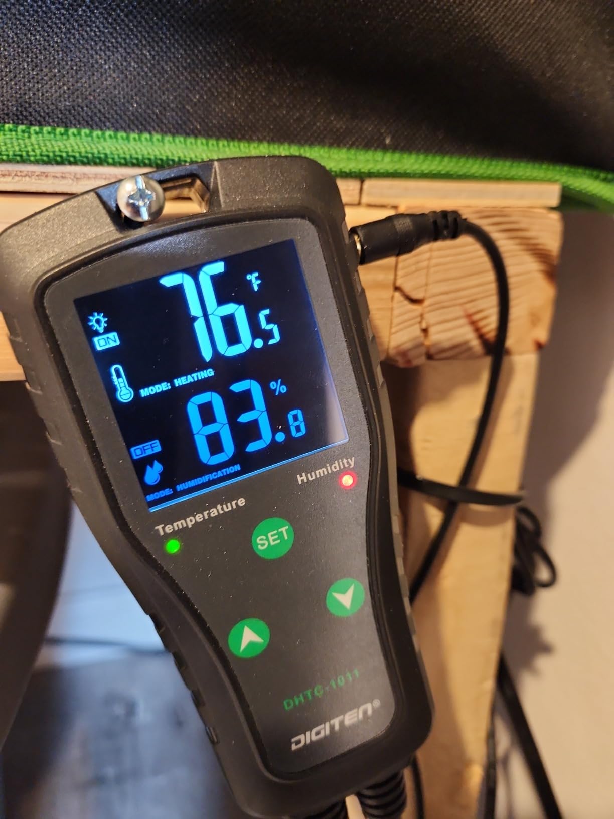 DIGITEN DHTC-1011 Temperature and Humidity Controller Outlet Plug in Thermostat Humidistat Reptile Humidity Controller Greenhouse Thermostat Heating Cooling Humidifier Dehumidifier customer photo 1