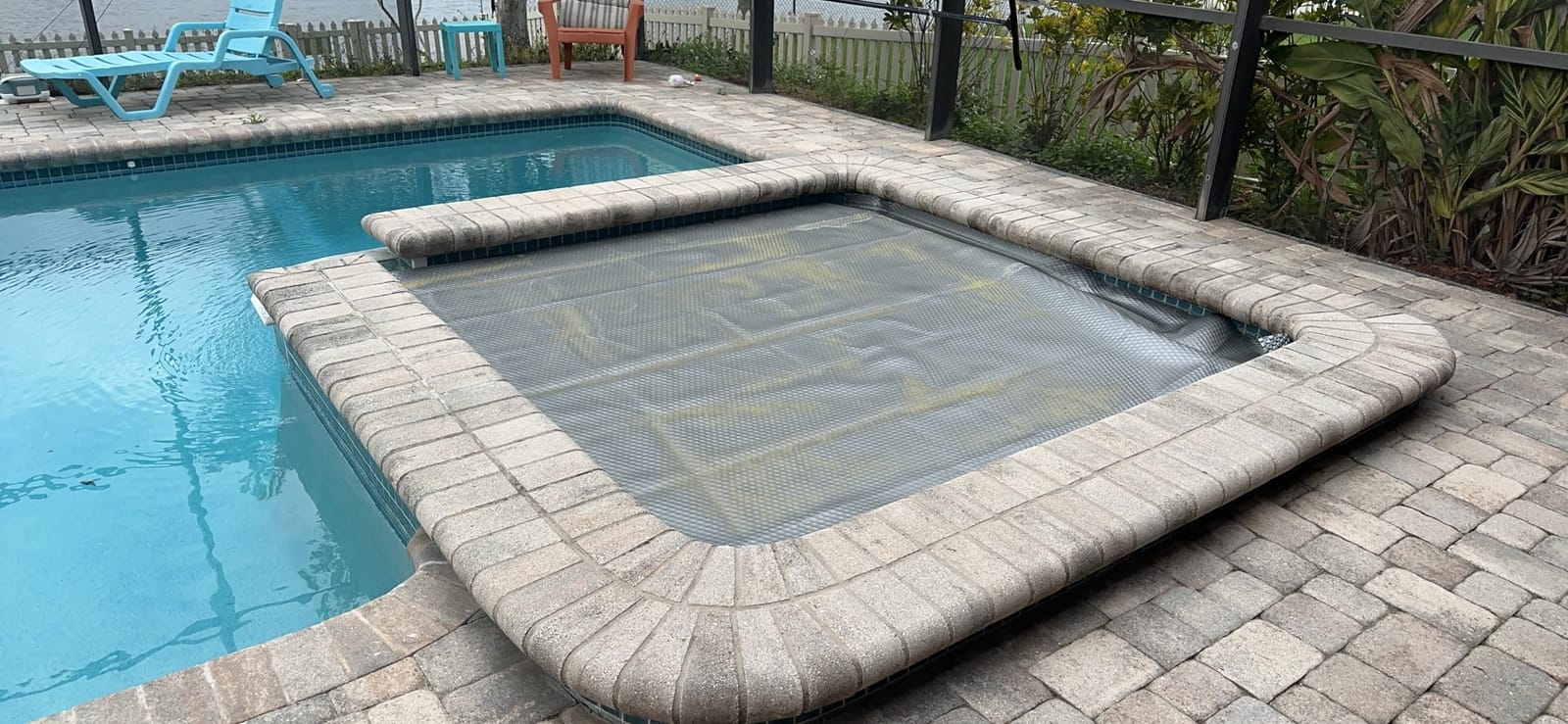 Winter Hot Tub Bubble Blanket - 7x7 FT 16-Mil Square Pool Spa Solar Cover customer photo 1