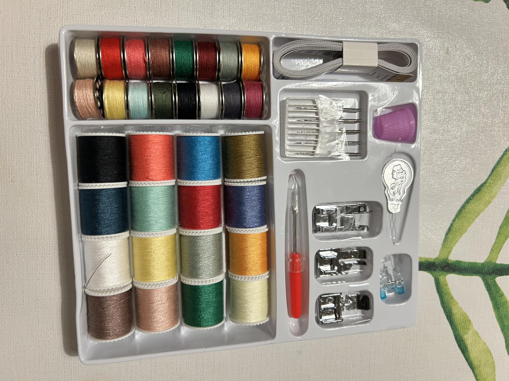 Rxmeili Portable 12-Stitch Sewing Machine, 42-Pc Sewing Kit for Beginners customer photo 2