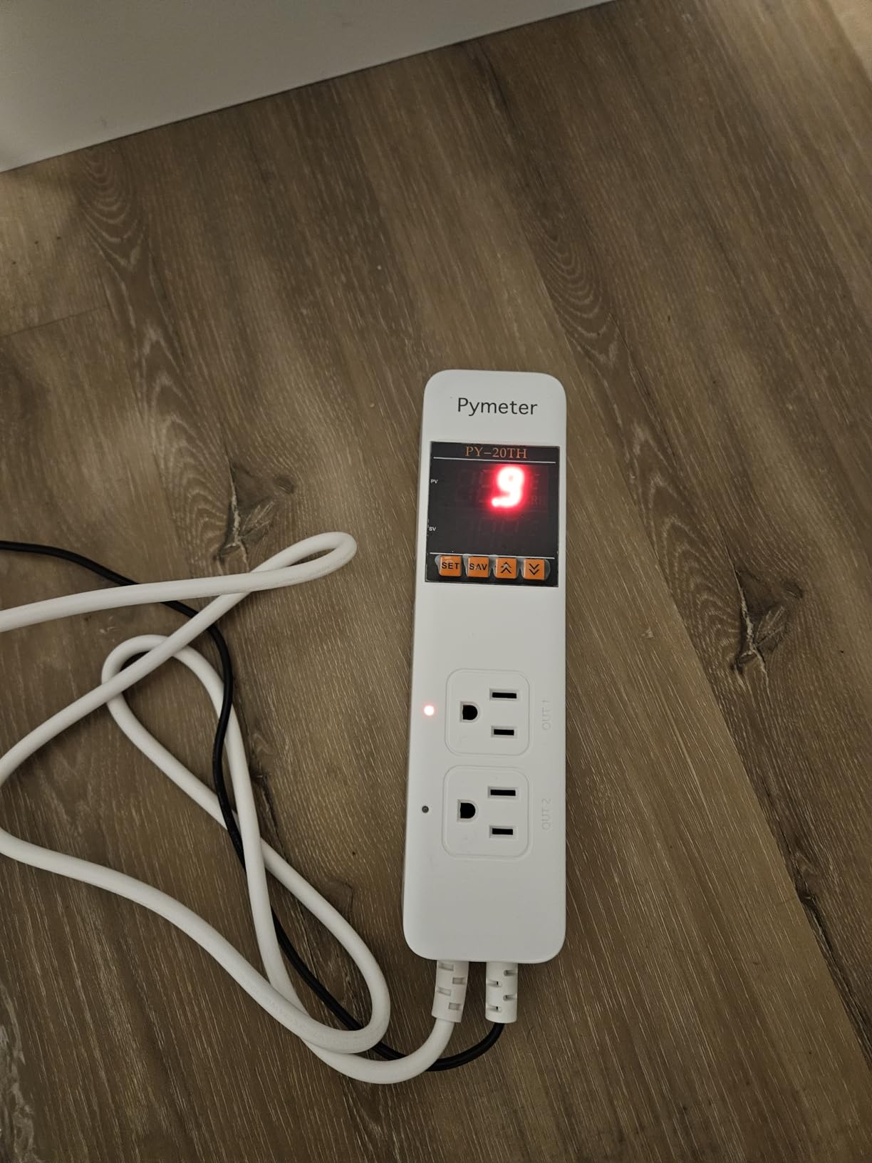 Temperature and Humidity Controller Reptile Mushroom Greenhouse Thermostat Pre Wired Dual Controlled Outlets Heater Fridge Humidifier Dehumidifier customer photo 1
