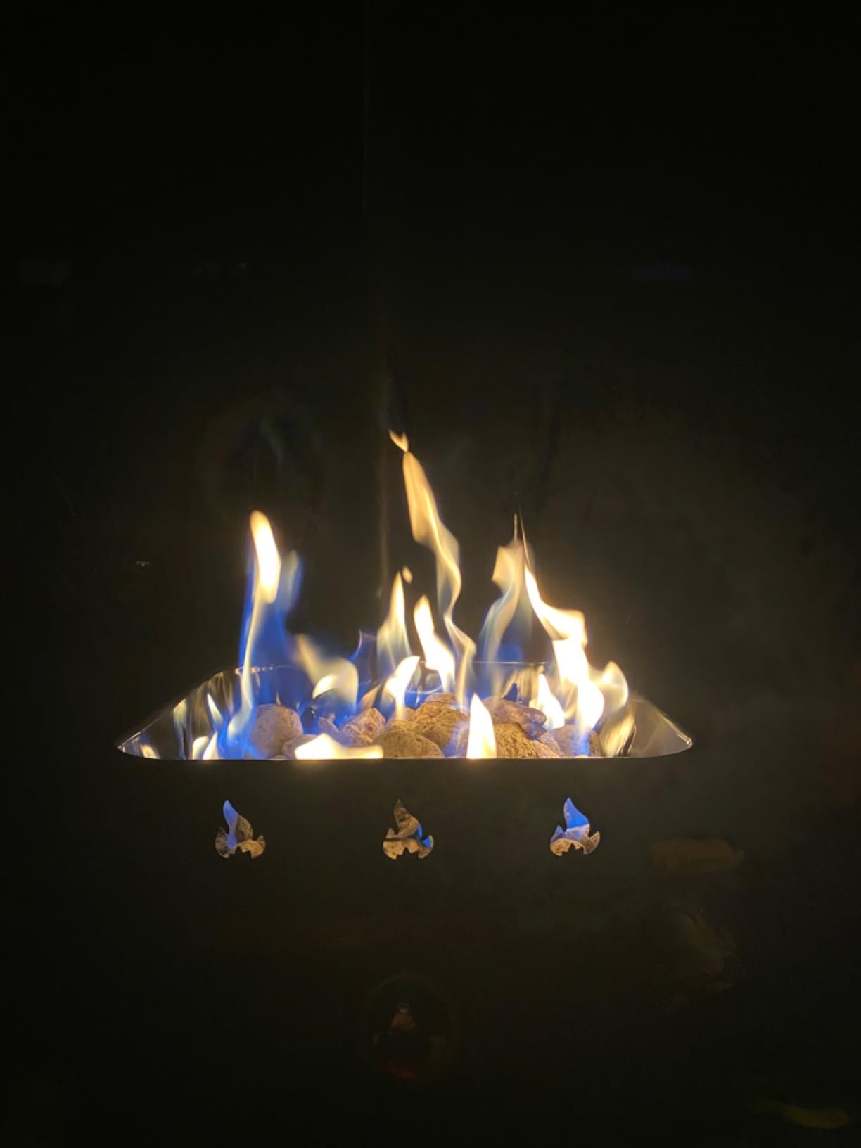 Outland Living Firebowl 805 Firecube 14” Portable Square Smokeless Propane Fire Pit – Outdoor Gas Fire Pit with Cover & Carry Kit, Lava Rocks, 58,000 BTU, Black customer photo 2