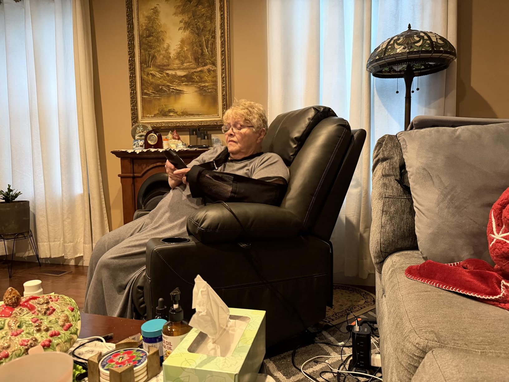 MCombo Electric Power Lift Recliner Chair Sofa with Massage and Heat for Elderly, 3 Positions, 2 Side Pockets, and Cup Holders, USB Ports, Faux Leather 7040 (Grey, Medium) customer photo 1