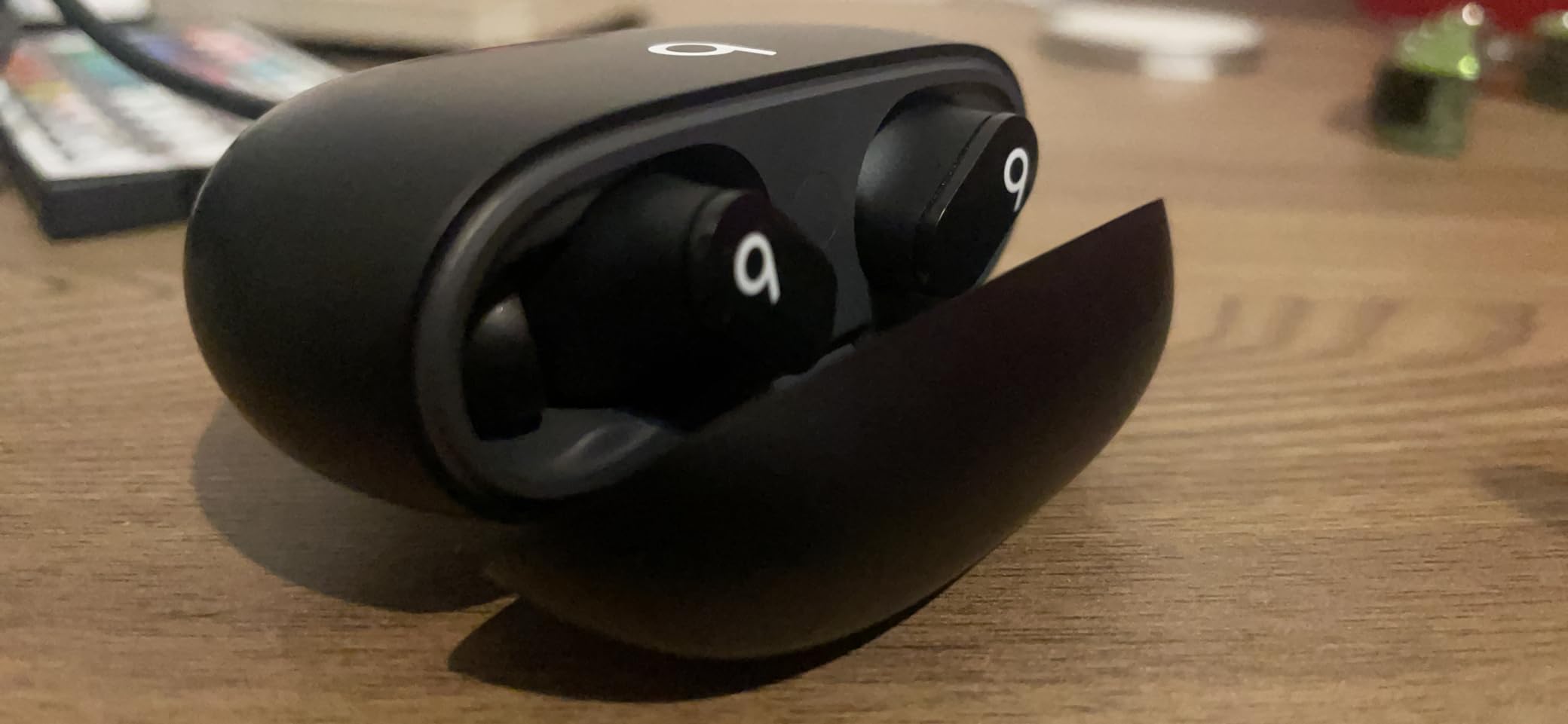 Beats Studio Buds - True Wireless Noise Cancelling Earbuds - Compatible with Apple & Android, Built-in Microphone, IPX4 Rating, Sweat Resistant Earphones, Class 1 Bluetooth Headphones - Black customer photo 1