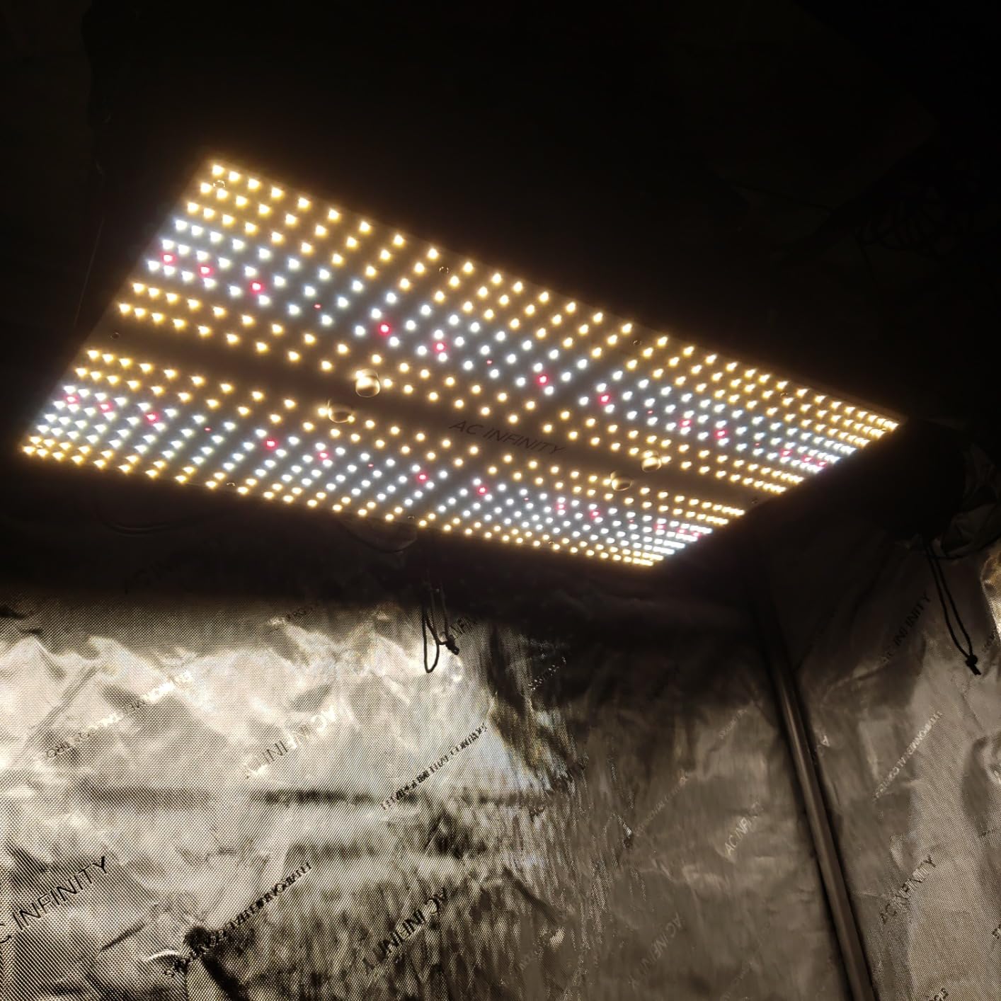 AC Infinity IONBOARD S22, LED Grow Light Board 2x2 with Dimming Control customer photo 1