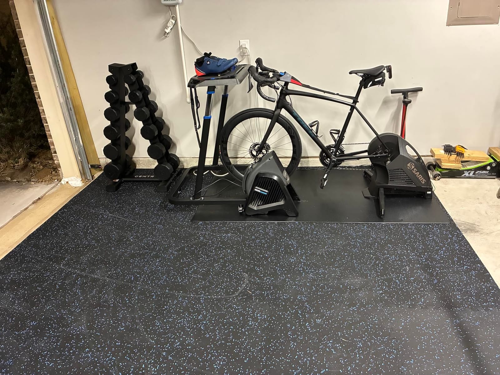 SUPERJARE 0.56'' Thick 48 Sq Ft Rubber Top Gym Flooring for Home Gym customer photo 1
