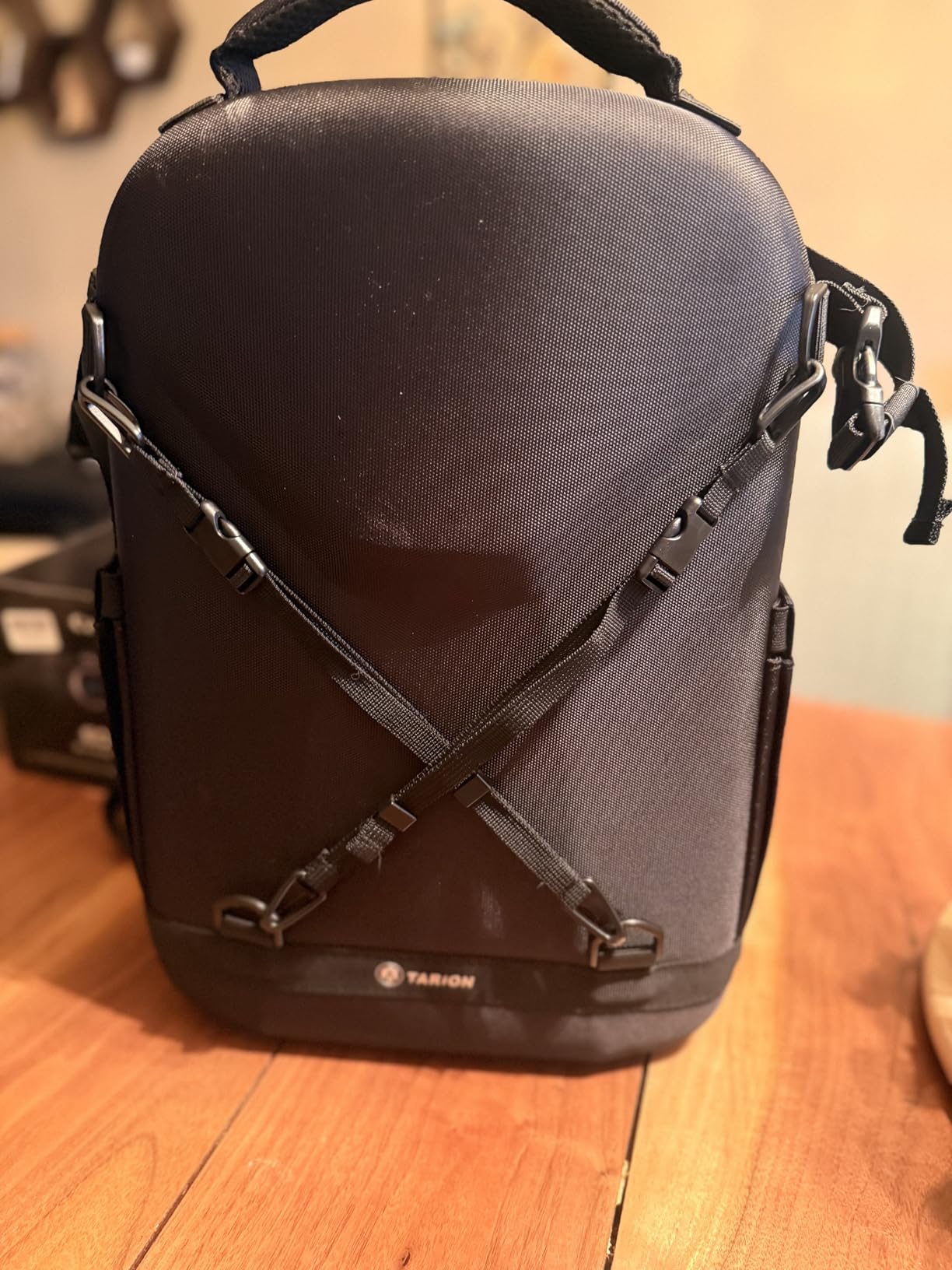 TARION Hard Shell Camera Backpack Bag for Photographers Compact 13L TRH customer photo 2
