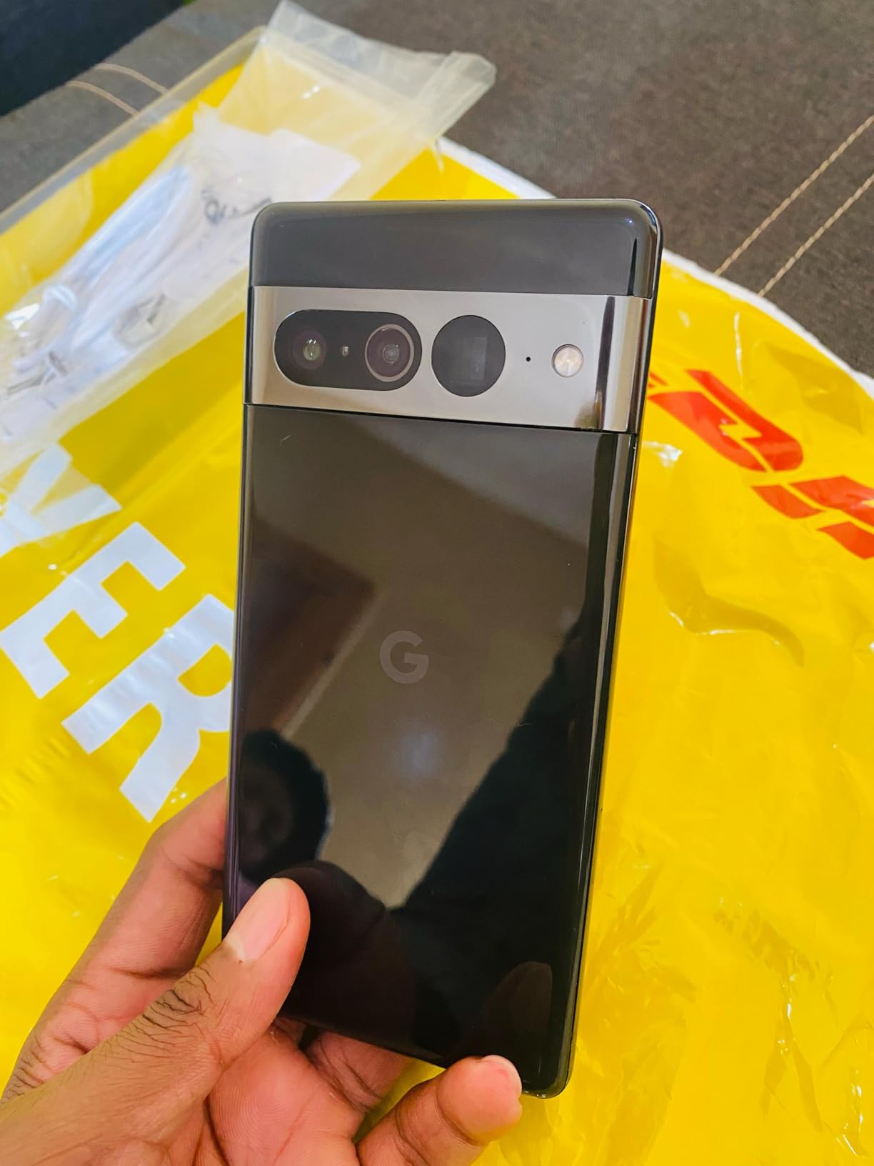 Google Pixel 7 Pro - 5G Android Phone - Unlocked Smartphone with Telephoto/Wide Angle Lens, and 24-Hour Battery - 128GB - Obsidian customer photo 2