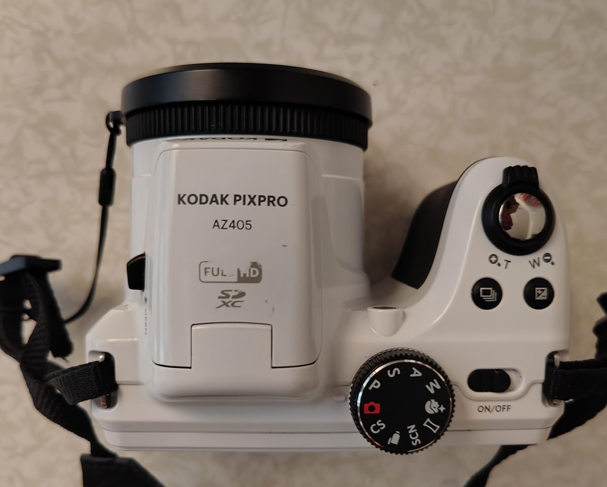 KODAK PIXPRO AZ405 20MP Digital Camera, 40x Optical Zoom, AA, OIS, Black customer photo 2