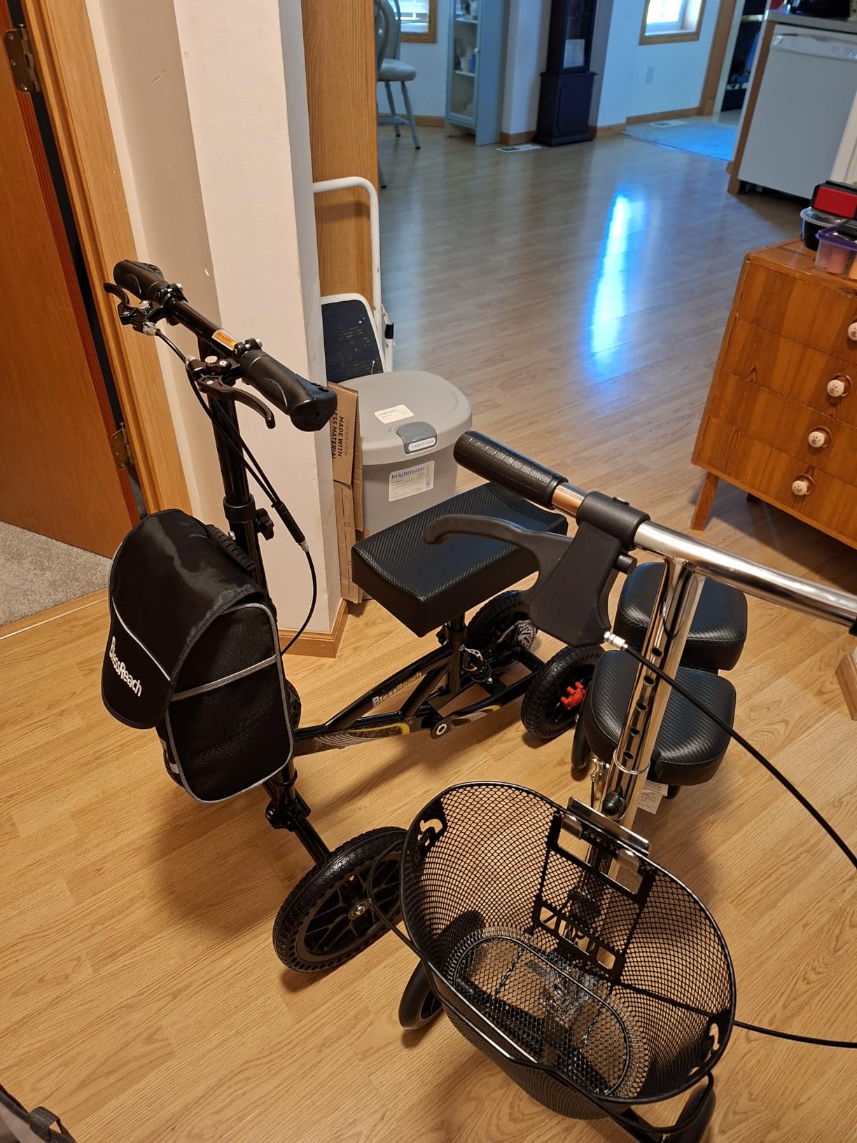 BlessReach Foldable All Terrain Knee Scooter for Adults for Foot Injuries customer photo 2