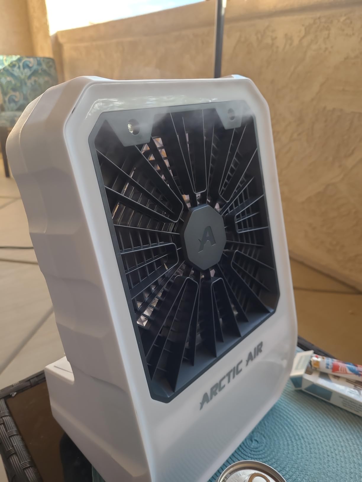Arctic Air Outdoor Evaporative Cooler, Portable & Ultra-Quiet Air Cooler with 4 Fan Speeds, USB Rechargeable, 6-Hour Battery Life, Great for the Beach, Pool, Deck, Garden & More,White customer photo 1