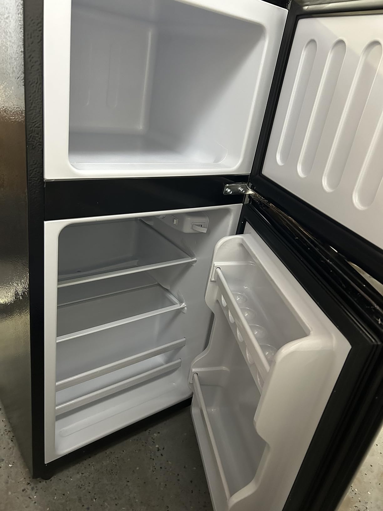 Retro Refrigerator with Freezer 3.5 Cu.Ft Top-Freezer Mini Fridge Cream customer photo 1