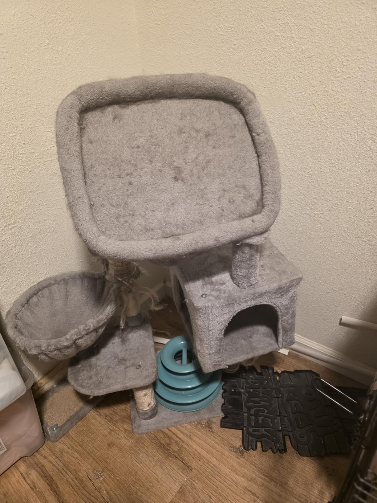 Hey-brother Cat Tree Tower with Large Bed, Hammocks, Scratcher, MPJ006SW customer photo 1