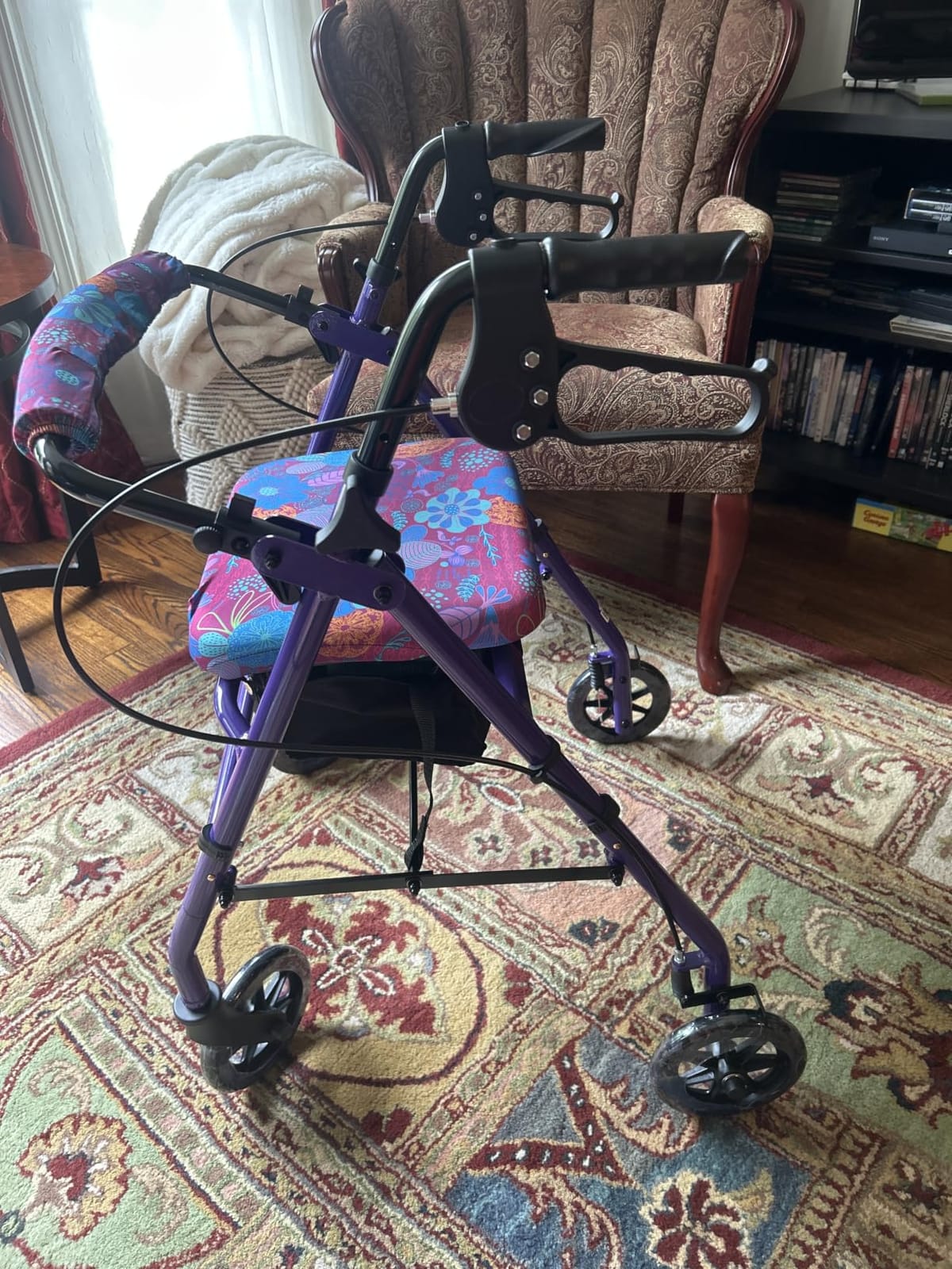 Vive Ultra Lightweight Rollator Walker with Seat - Foldable, Narrow, Rolling Senior Walker for Small Spaces - 4 Wheel Aluminum Adult Easy Drive Aid with Underseat Accessory customer photo 1