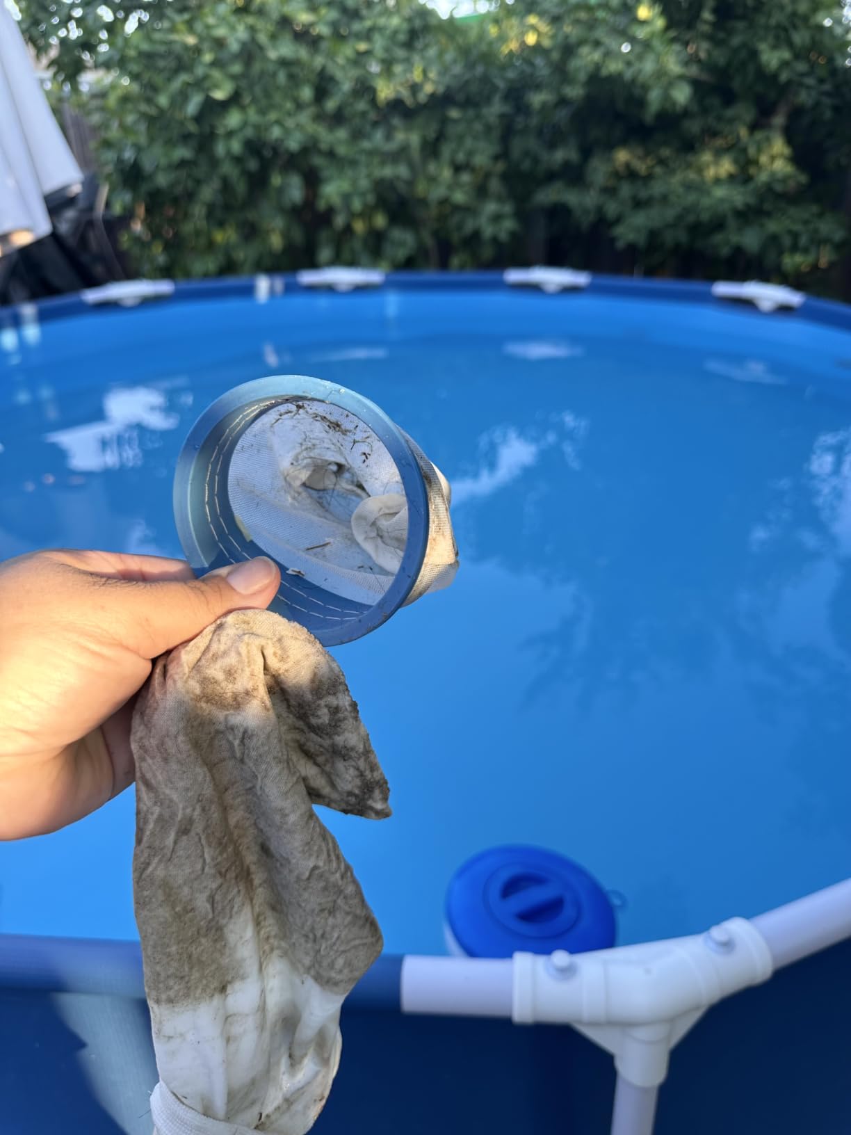 KOKIDO Cordless Handheld Pool Vacuum for Above Ground Pool, with 6ft Pole and 2 Vac Brush Heads, Ideal for Spot Cleaning Small Inground Pool Spa up to 20ft, Rechargeable, 60min, Sand and Light Debris customer photo 1