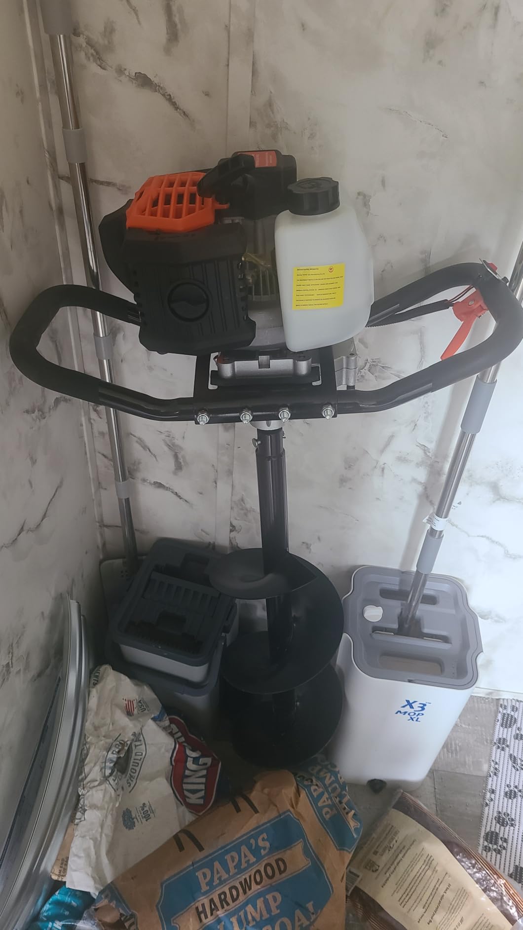 VEVOR Post Hole Digger, 43cc 1250W Auger Earth Digger, Gas-Powered (Fuel) customer photo 1