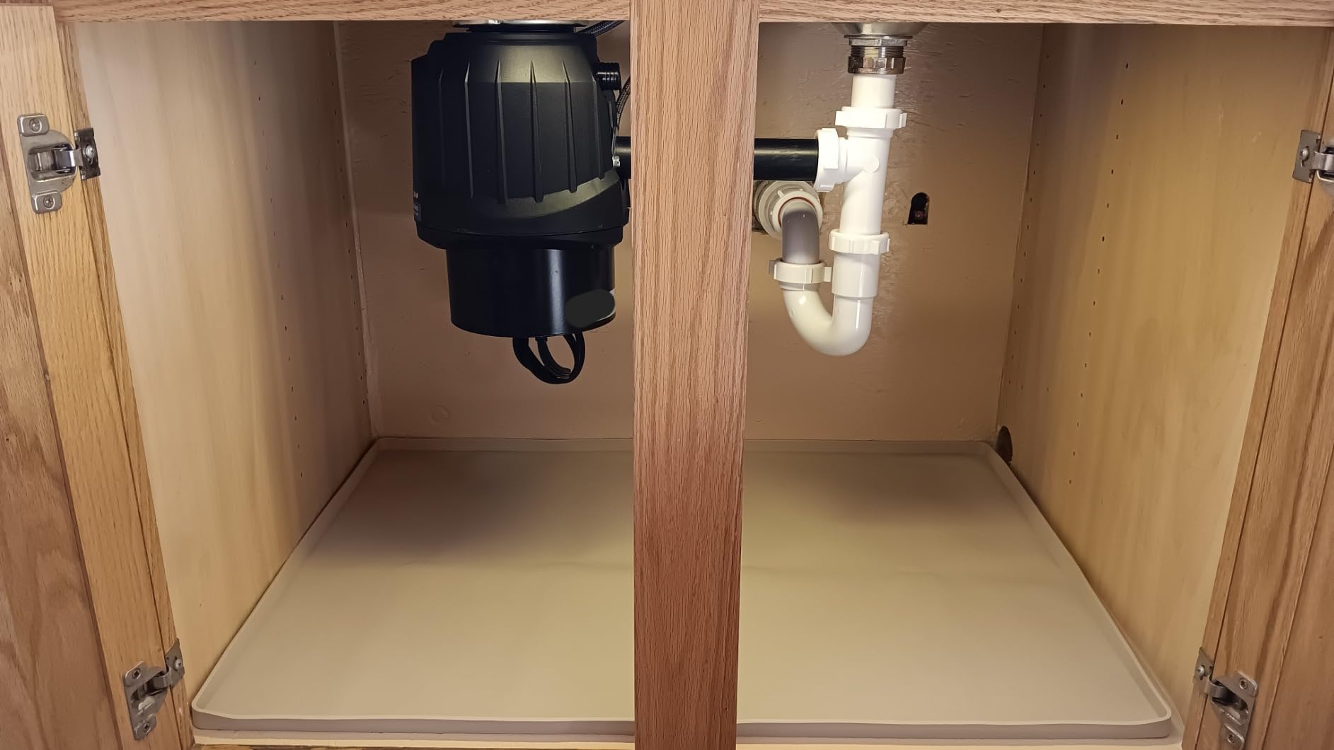 InSinkErator Power 1HP, 1 HP Garbage Disposal, Power Series EZ Connect Continuous Feed Food Waste Disposer, Black customer photo 1