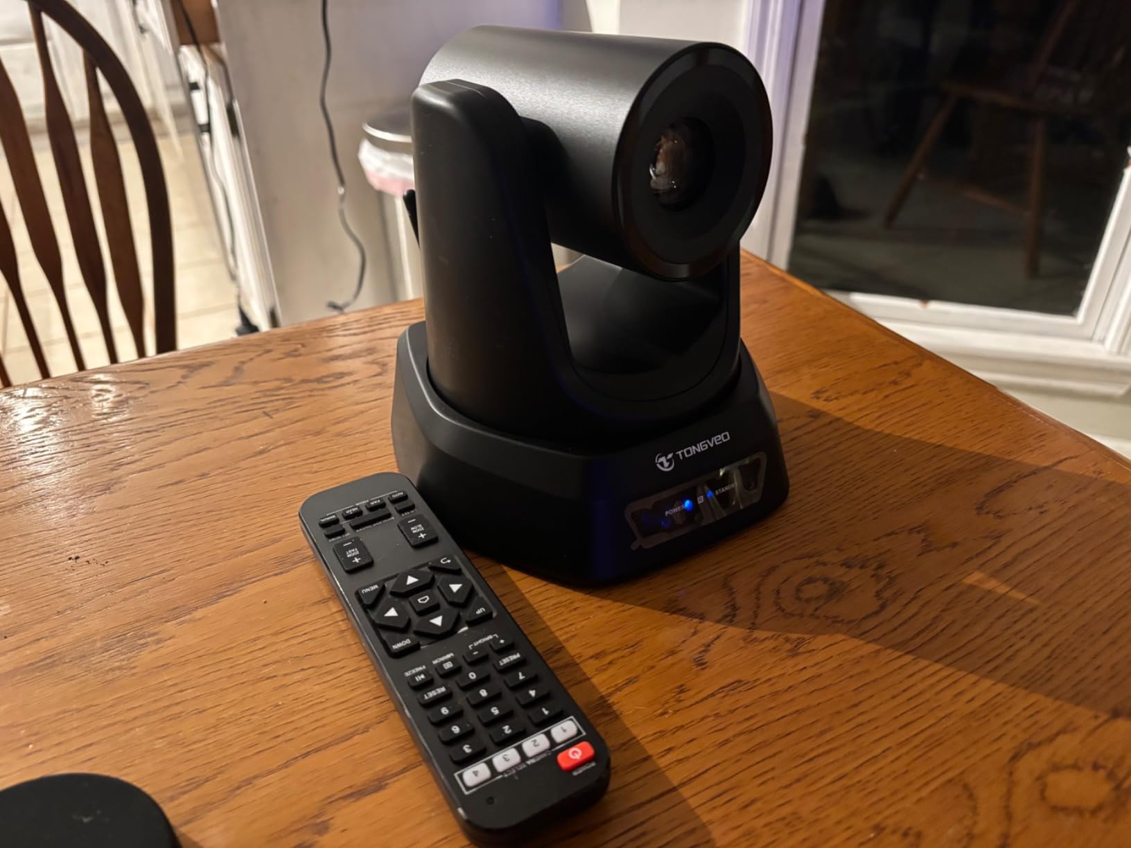 TONGVEO Wireless AI PTZ Camera with Auto-Tracking: Built-in 5.8GHz Receiver for Cable-Free Setup, 1080P 60fps 3X Zoom Conference Camera for Church Services, Online Classes & Hybrid Meetings customer photo 2